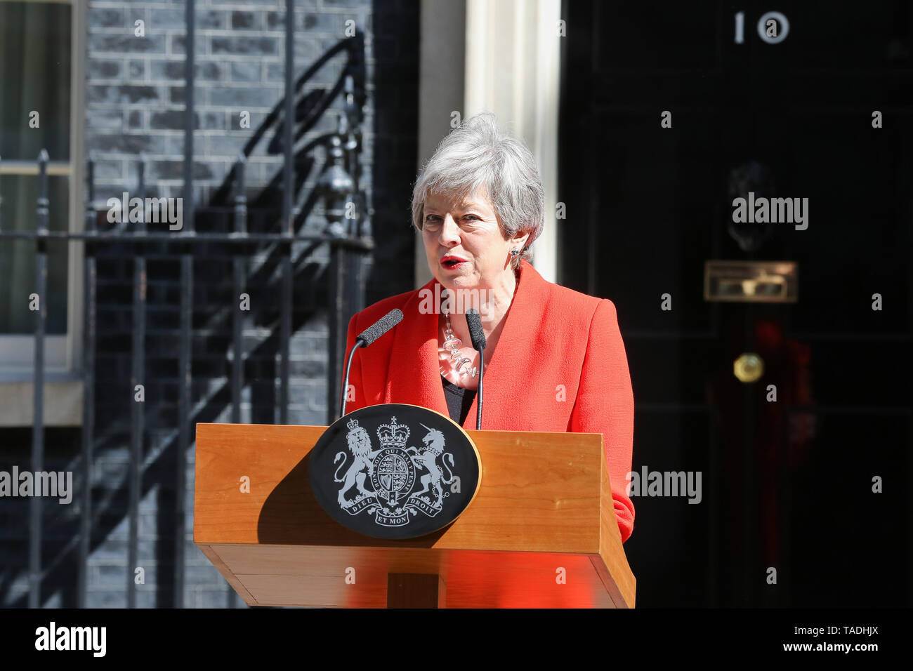 Il Primo Ministro inglese Theresa Maggio è visto come una dichiarazione di Downing Street dopo un incontro con Graham Brady, il presidente del comitato 1922. Theresa Maggio le dimissioni come Primo Ministro e il leader del partito conservatore il 7 giugno 2019. Foto Stock