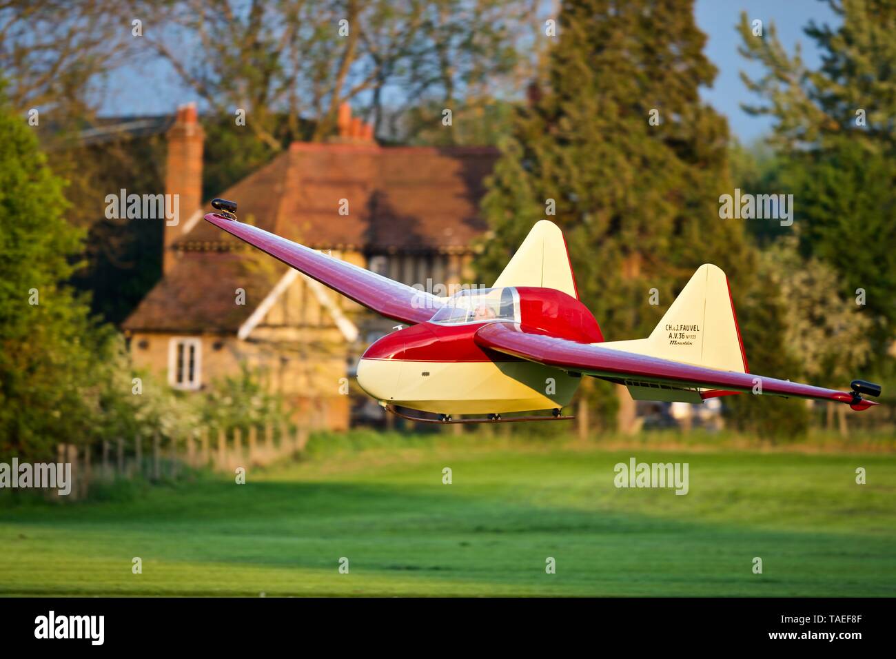 Fauvel AV.36 Glider Alla Shuttleworth airshow di sera il 18 maggio 2019 Foto Stock