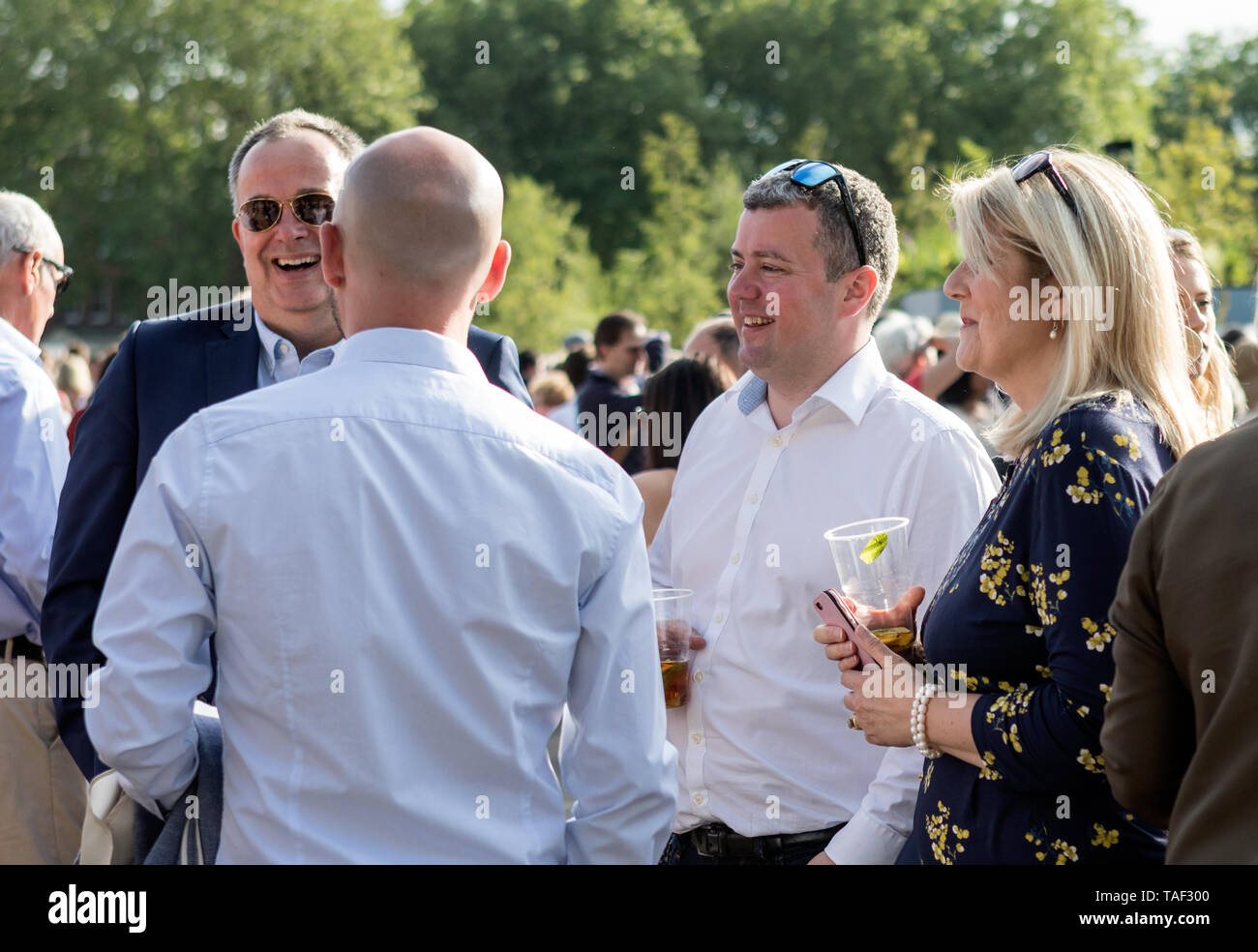 Le persone al Chelsea Flower Show 2019 Londra Foto Stock