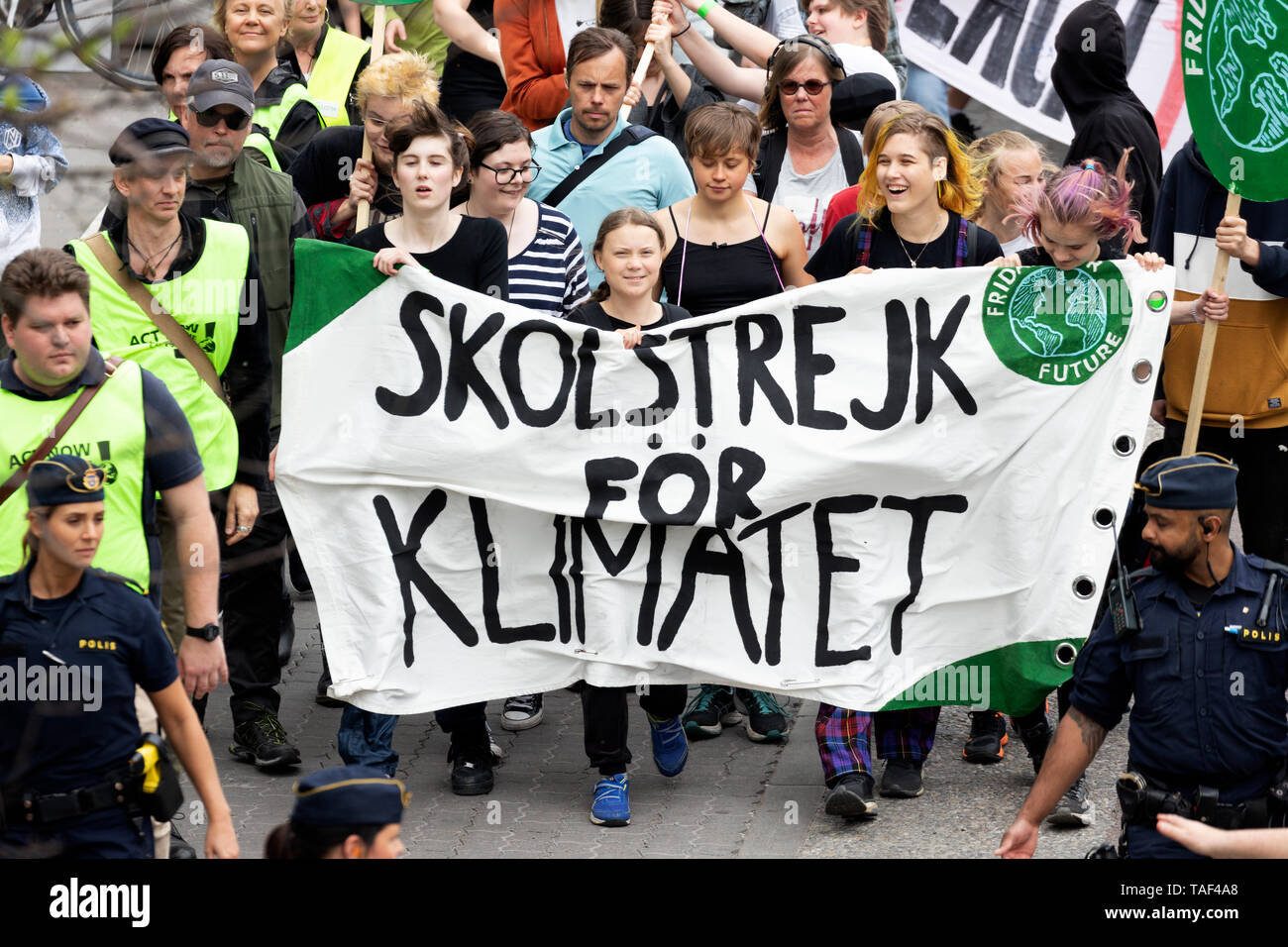 Stoccolma, Svezia. 24 Maggio, 2019. 16-anno-vecchio clima svedese Greta attivista Thunberg dimostrando a Stoccolma il venerdì. Foto Stock