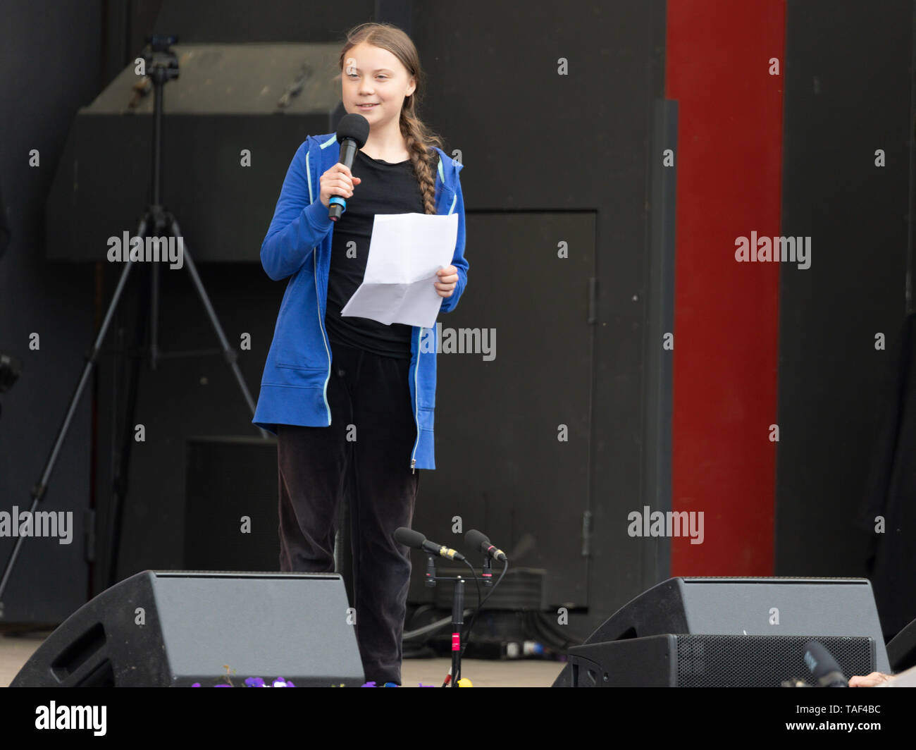 Stoccolma, Svezia. 24 Maggio, 2019. 16-anno-vecchio clima svedese Greta attivista Thunberg dimostrando a Stoccolma il venerdì. Foto Stock