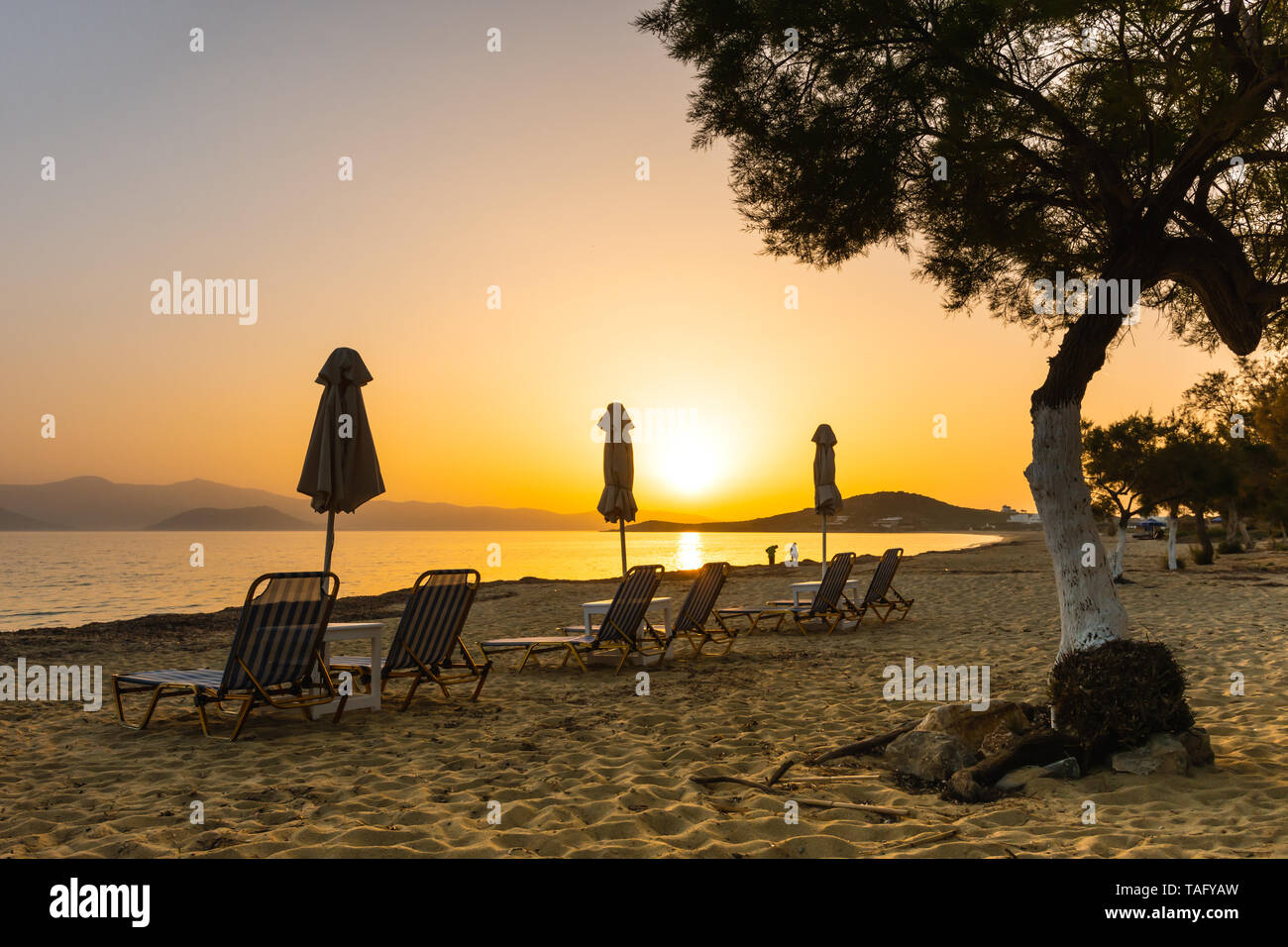 Luogo tranquillo per godersi il tramonto a Agios Prokopios, Naxos, Grecia Foto Stock