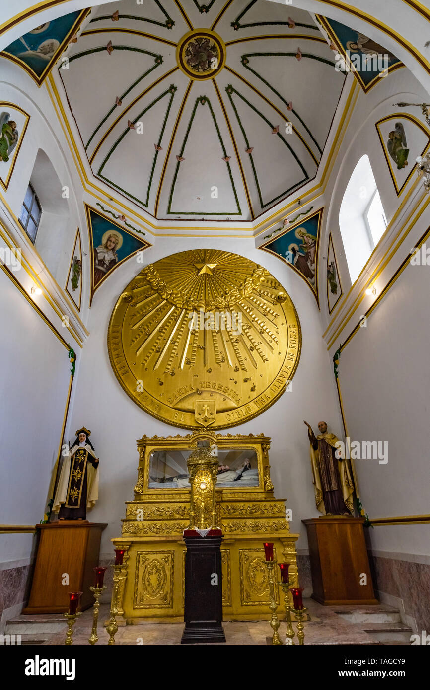 Cupola altare Santa Teresita cappella del convento del tempio Carmen Alto Chiesa Oaxaca Juarez Mexico. Iniziato n 1500s, finito 1751 Foto Stock