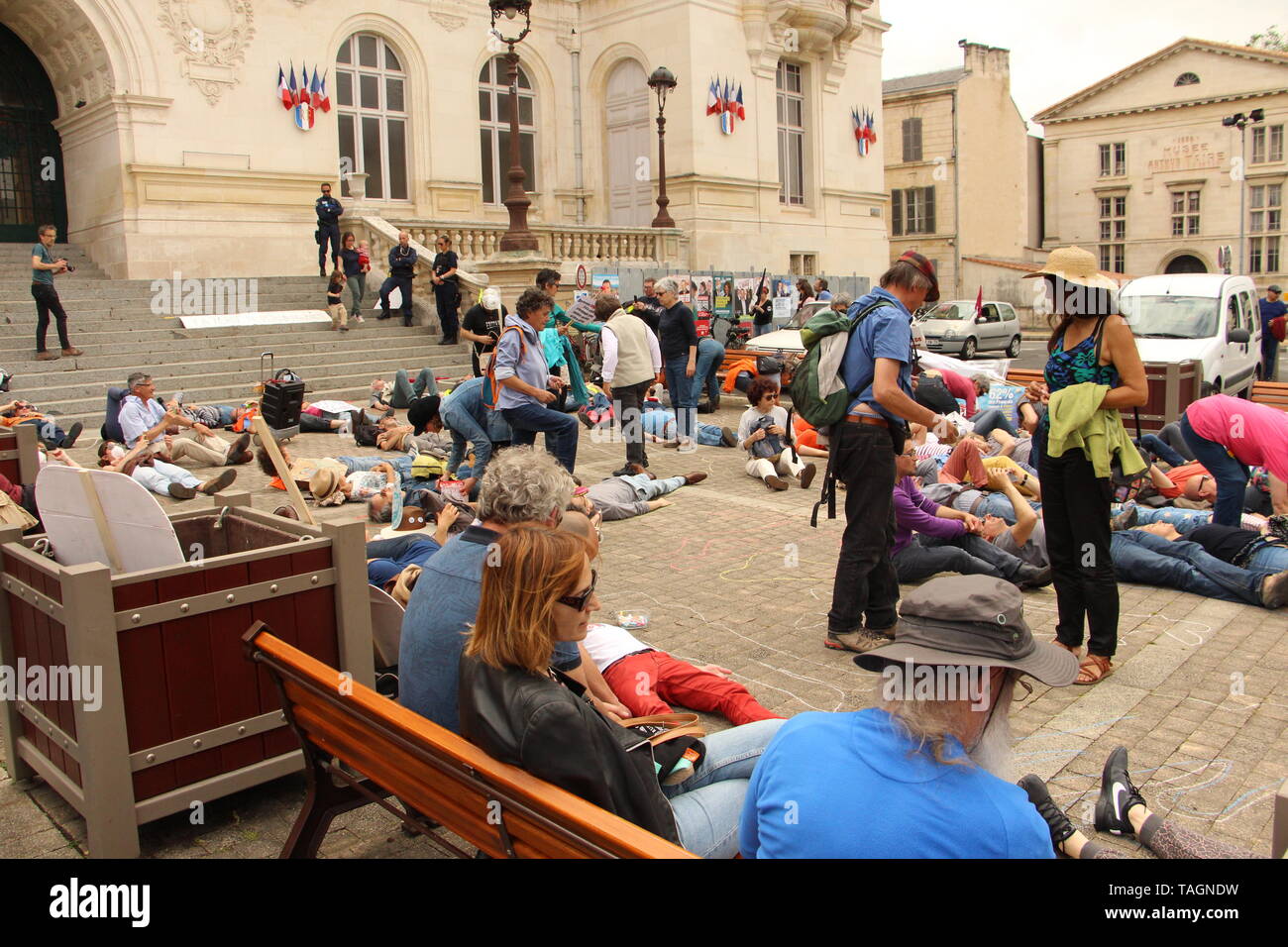 Mobilitazione des marcheurs pour le climat (Acte V) Foto Stock