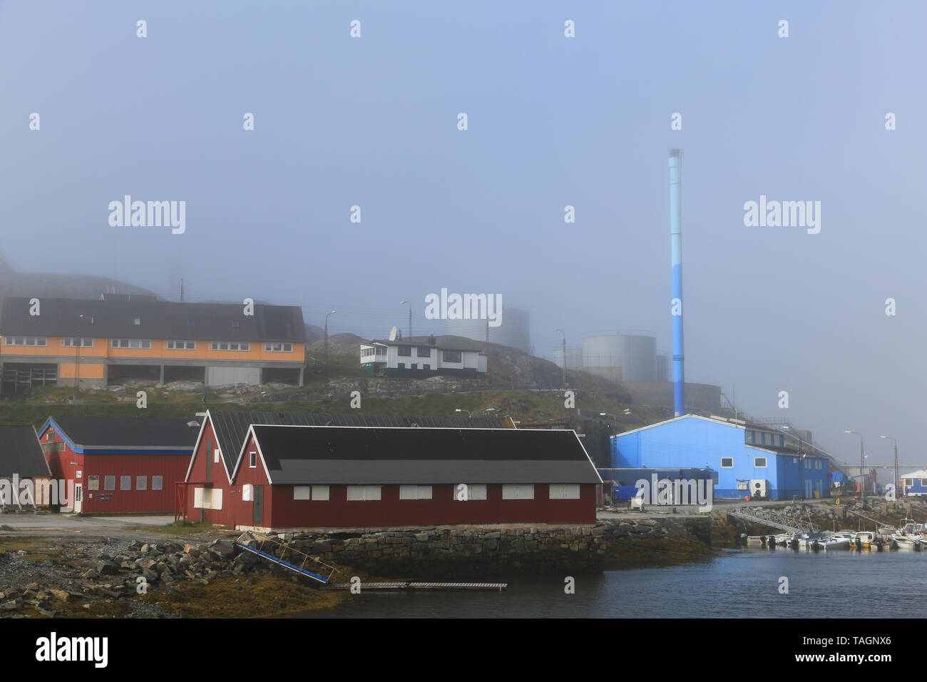 Marina e impianti portuali a Paamiut villaggio sulla costa occidentale della Groenlandia. Foto Stock
