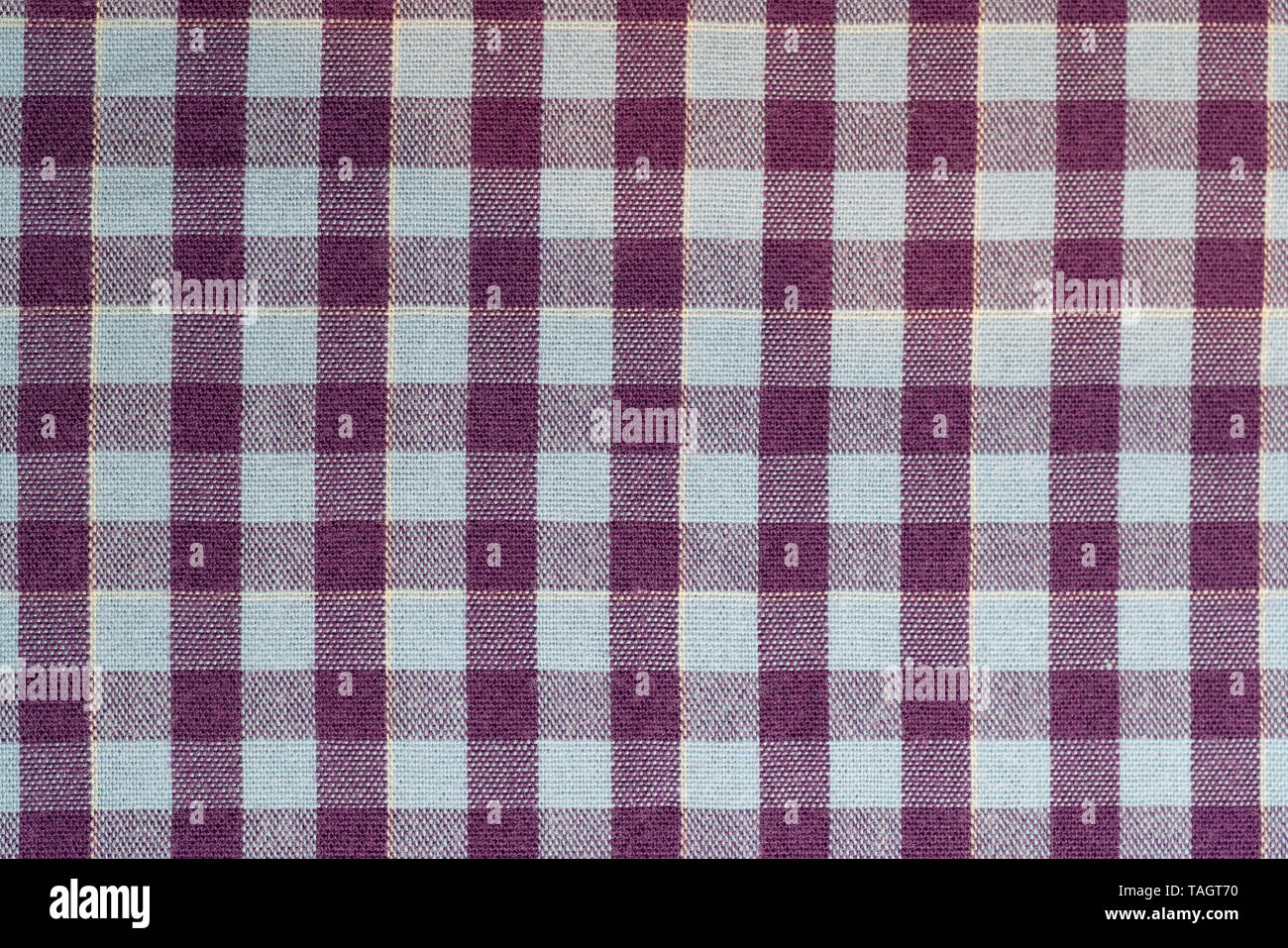 Full frame di controllo di cotone viola e blu sullo sfondo del tessuto Foto Stock