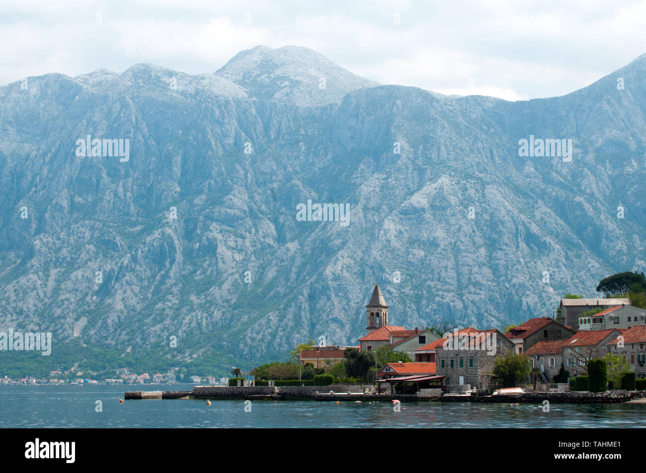 Vista panoramica della Baia di Kotor Montenegro Foto Stock