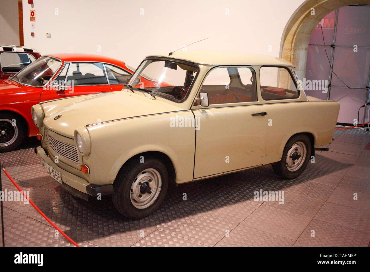 Trabant Oldtimer auto nel Museo di histrory di automobili, Salamanca Castiglia e Leon, Spagna, Europa Foto Stock