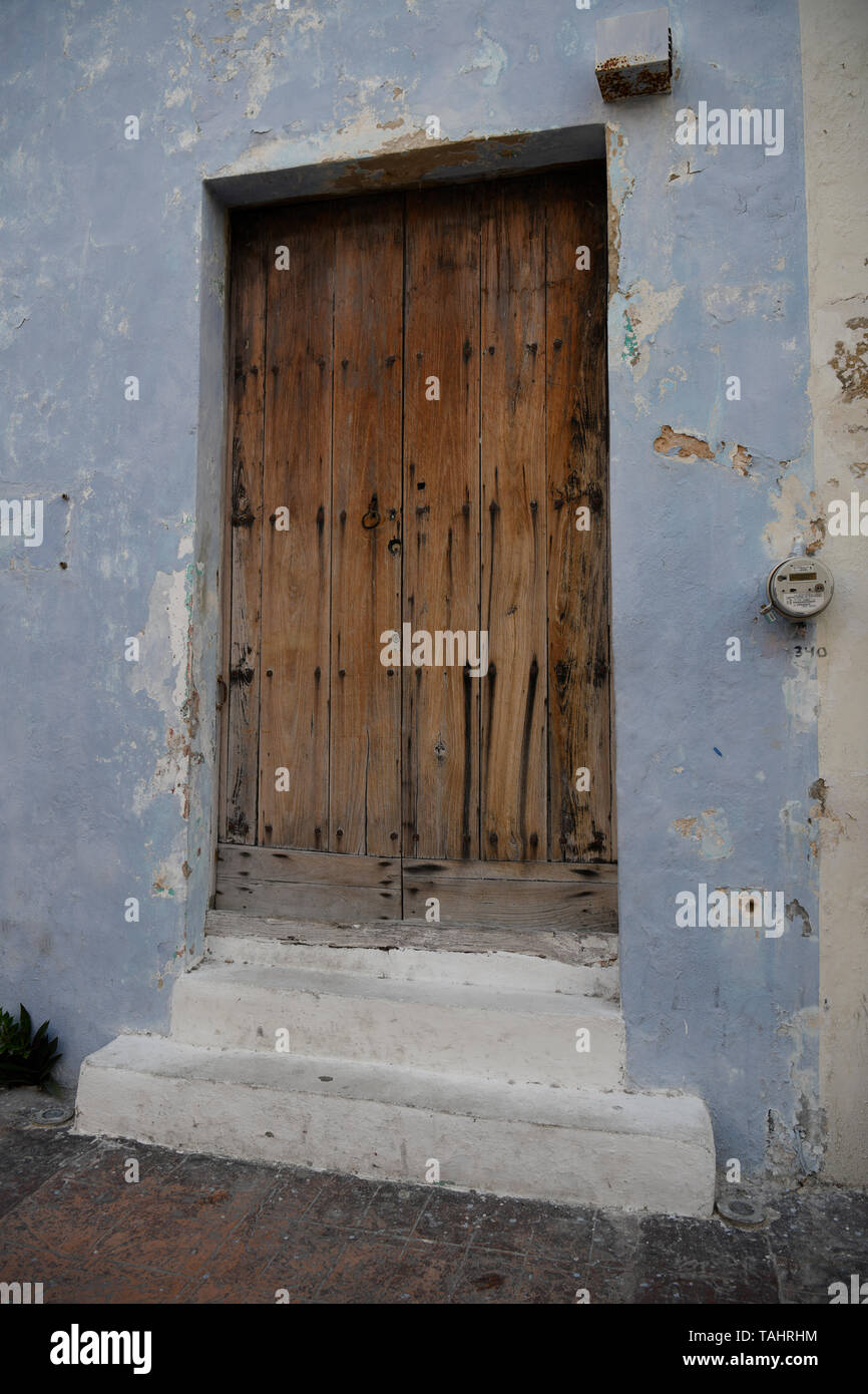 Porta coloniale in Campeche, Messico Foto Stock