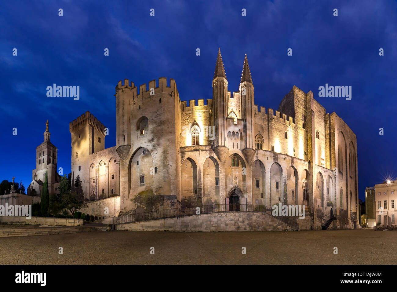 Palazzo dei papi avignone immagini e fotografie stock ad alta