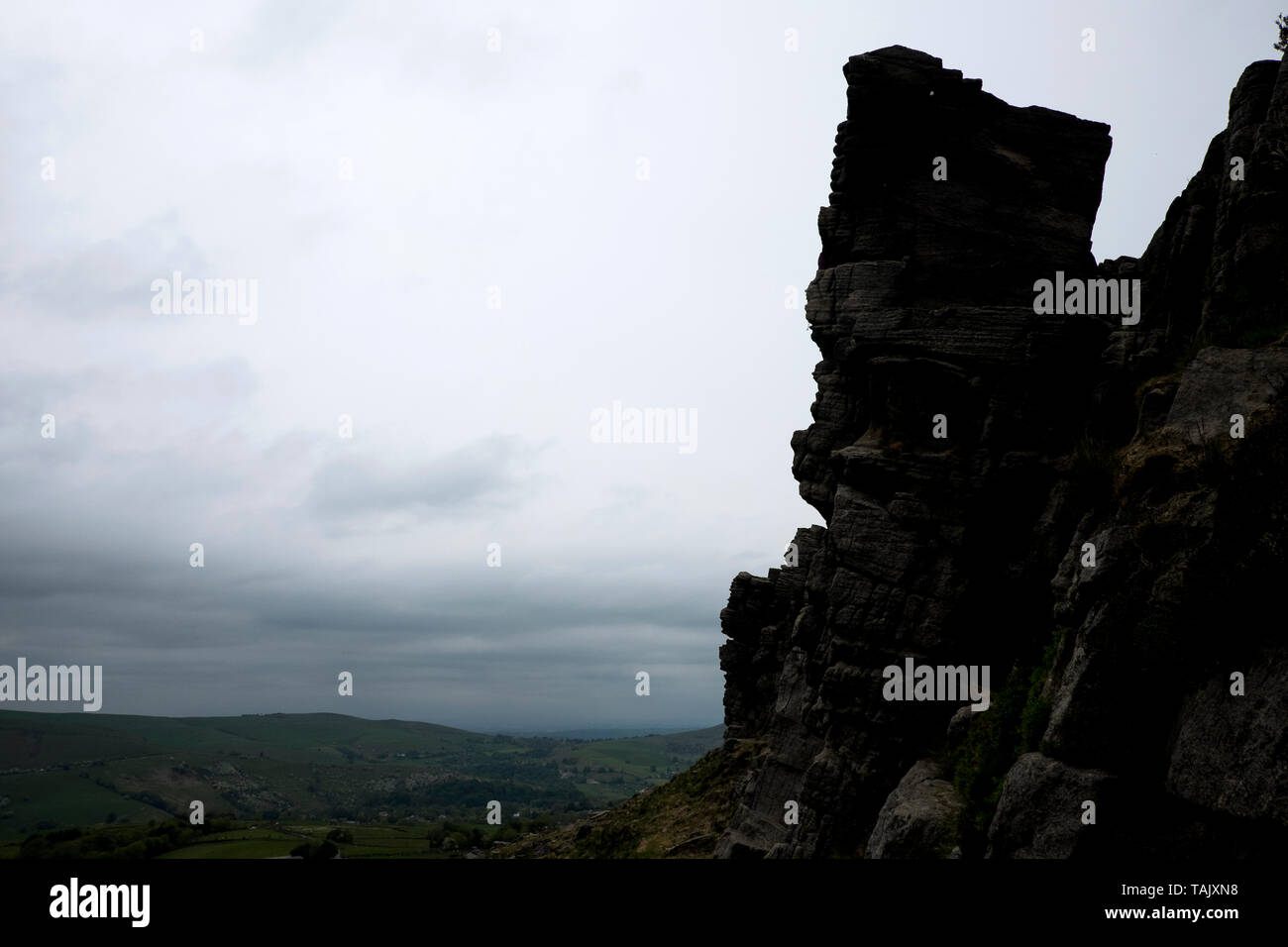 Una vista di Windgather rocce nel Parco Nazionale di Peak District Foto Stock