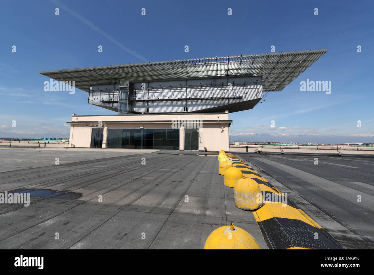 Pinacoteca Giovanni e Marella Agnelli (esterno), sul tetto della ex fabbrica di automobili della Fiat Lingotto, Torino, Italia. Foto Stock