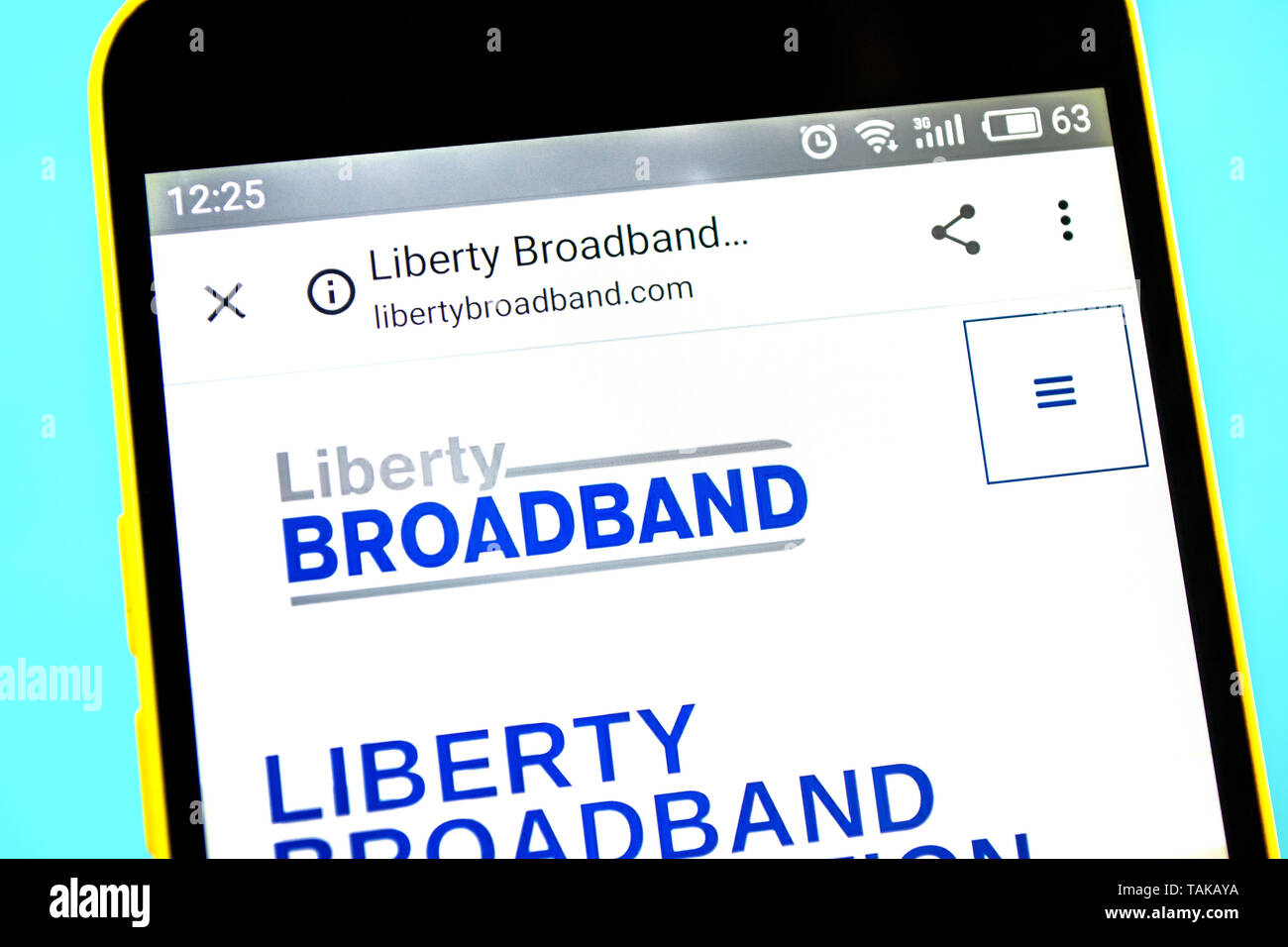 Berdyansk, Ucraina - 12 Maggio 2019: Editoriale illustrativa della libertà sito web a banda larga homepage. Liberty logo a larga banda visibile sullo schermo del telefono Foto Stock