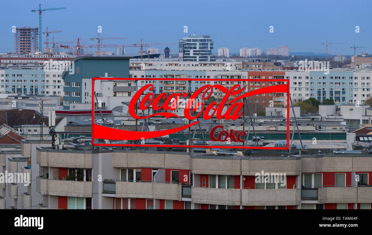 Coca Cola pubblicità a Berlino Foto Stock