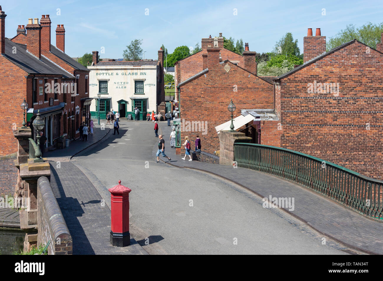 Canal Street Bridge, Canal Street, Black Country Living Museum, Dudley, West Midlands, England, Regno Unito Foto Stock
