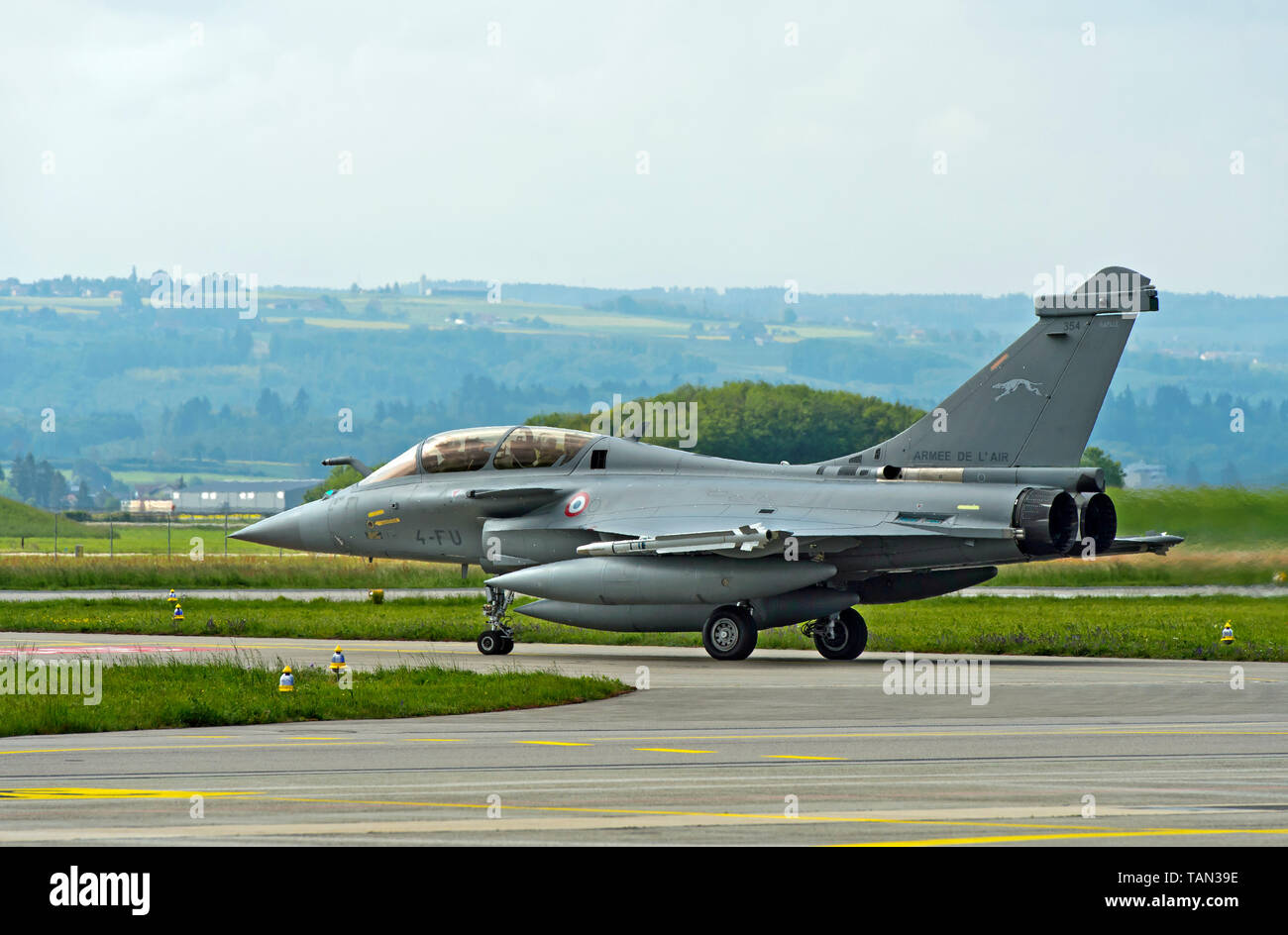 Forza Aerea francese Dassault Rafale B 4-FU SPA 81 aerei da combattimento, presentazione sul Payerne aerodromo militare, Payerne, Vaud, Svizzera Foto Stock