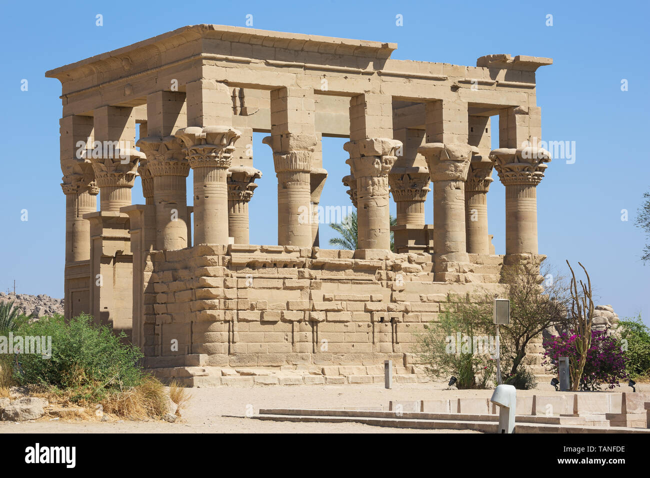 Chiosco di Philae presso il tempio di Iside nel lago Nasser Foto Stock
