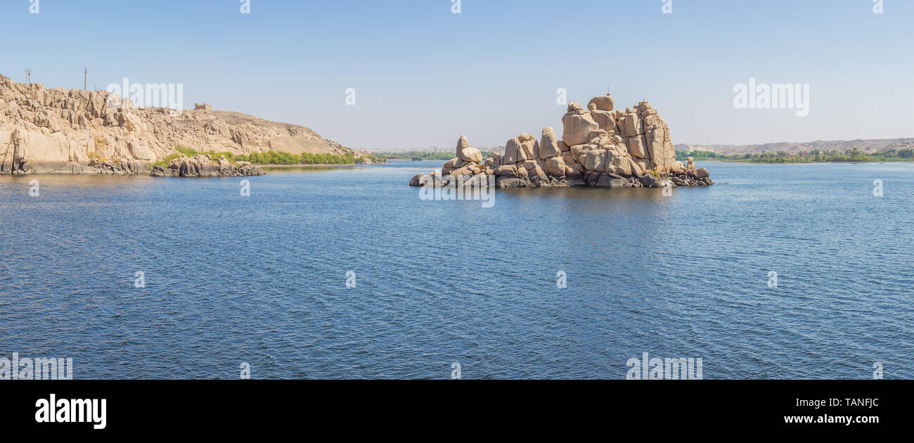 Panorama del Nilo visto da di Agilkia isola nel Lago Nasser Foto Stock