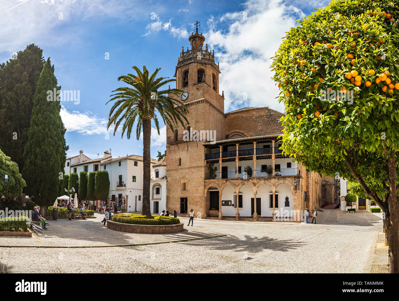 RONDA, Spagna - CIRCA MAI, 2019: Santa Maria Maggiore parrocchia alias Parroquia Santa Maria la Mayor di Ronda in Andalusia, Spagna Foto Stock