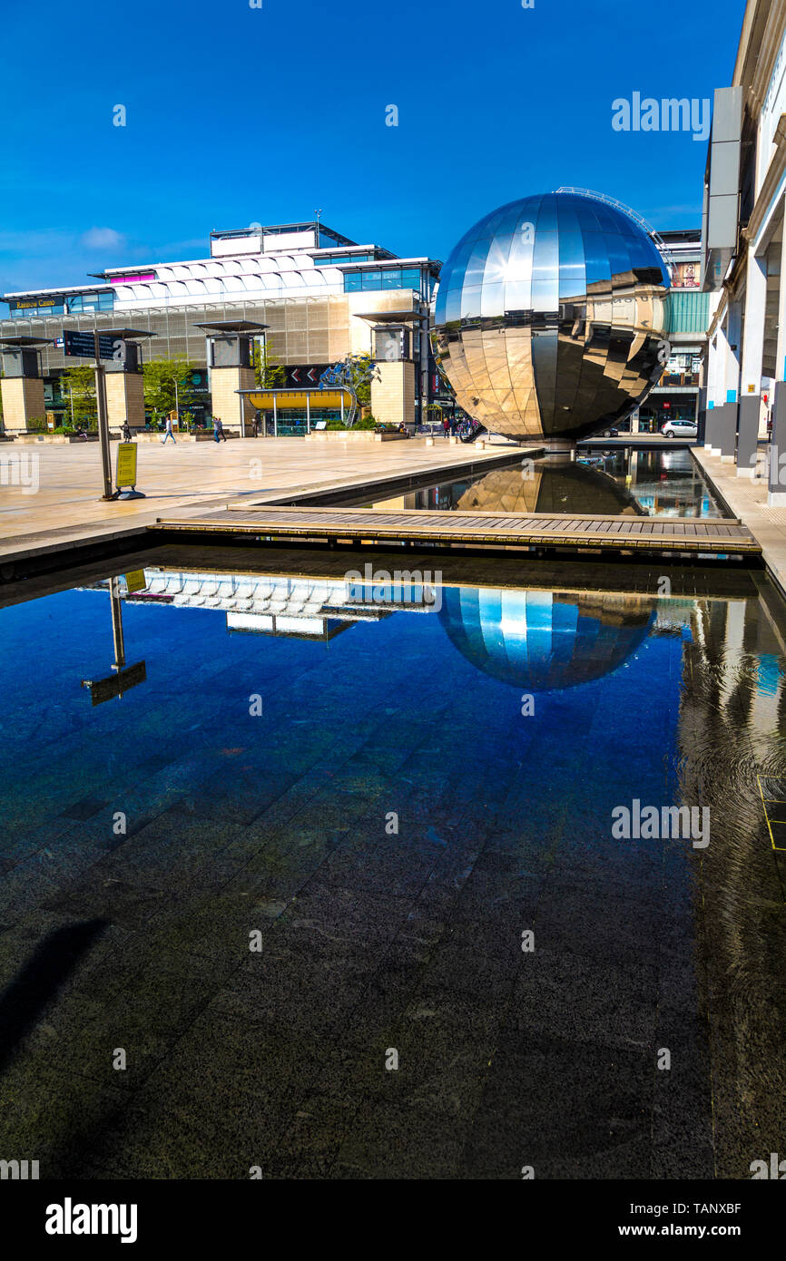 Il Planetarium, abbiamo il curioso (precedentemente At-Bristol) Science Center at Millennium Square, Bristol, Regno Unito Foto Stock