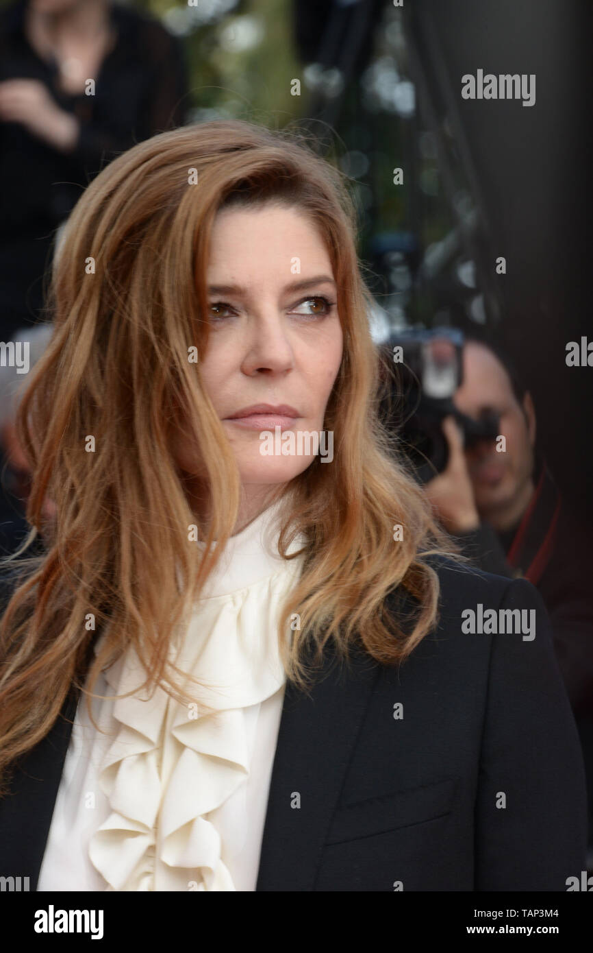 25 maggio 2019 - Cannes, Francia - CANNES, Francia - 25 Maggio: Chiara Mastroianni partecipa alla cerimonia di chiusura lo screening di ''l'Specials" durante la 72annuale di festival di pellicola di Cannes il 25 maggio 2019 a Cannes, Francia. (Credito Immagine: © Federico InjimbertZUMA filo) Foto Stock