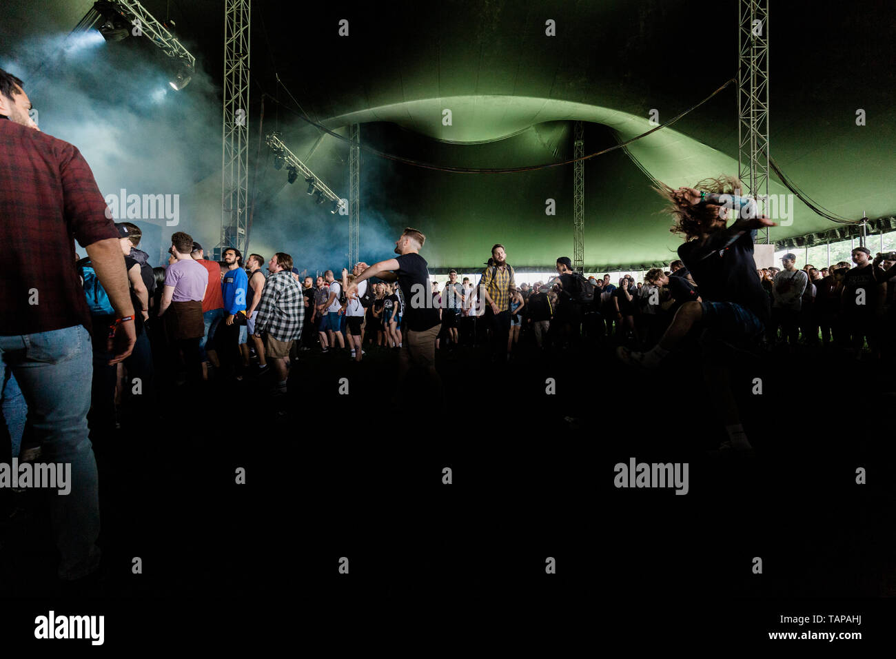 Hatfield, Regno Unito, 26 maggio 2019. Il moshpit per Kublai Khan a Slam Dunk Sud Festival. Credito: Richard Etteridge / Alamy Live News Foto Stock