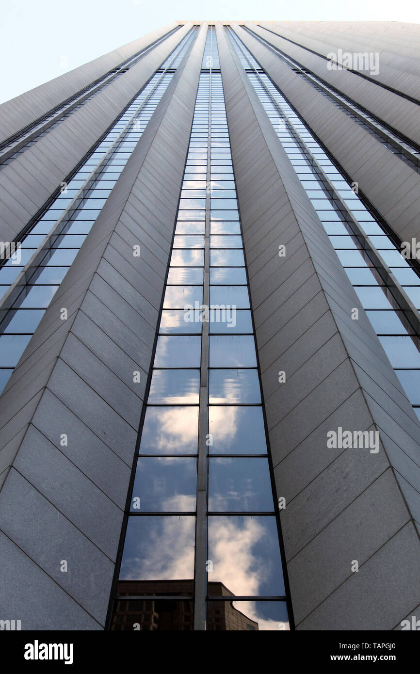 Il centro di Aon, precedentemente noto come l'olio standard la costruzione di un grattacielo supertall nel centro di Chicago, Illinois, Stati Uniti d'America, nel Loop e Lakeshore East Foto Stock