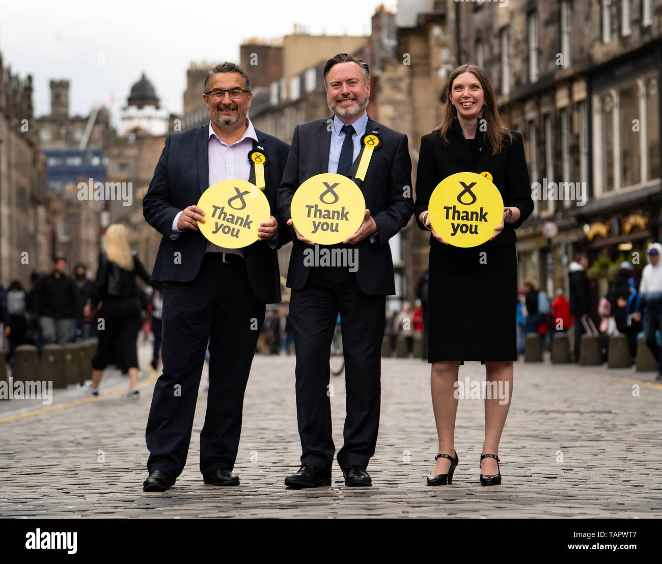 Edimburgo, Scozia, Regno Unito. 27 Maggio, 2019. I sei nuovi deputati scozzesi sono dichiarati presso la City Chambers in Edinburgh, raffigurato l a r SNP Christian Allard, Alyn Smith, e Aileen McLeod, Credito: Iain Masterton/Alamy Live News Foto Stock