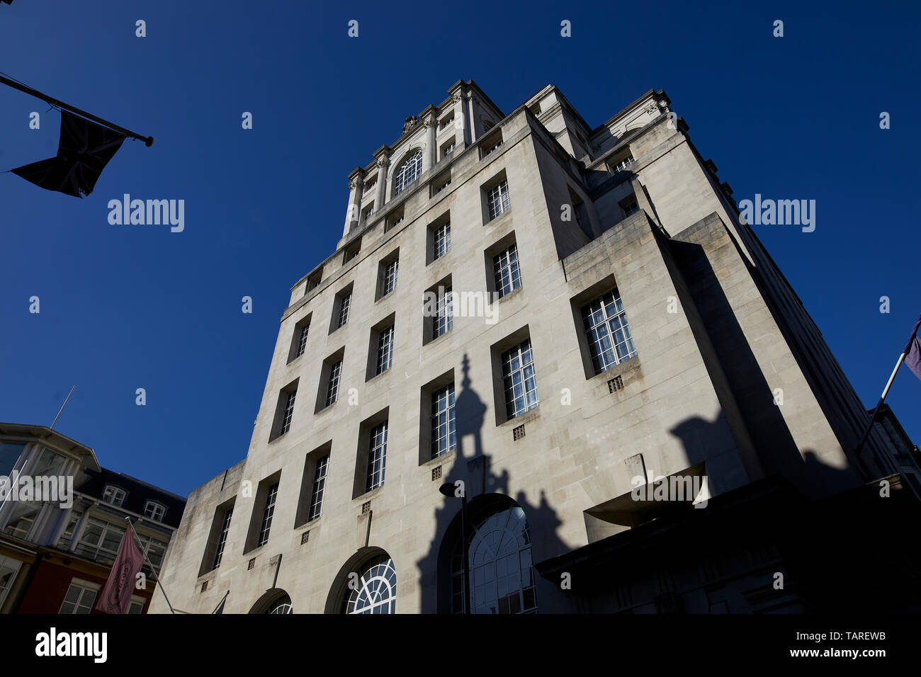 Il centro città di Manchester giornata soleggiata a Gotham City Hotel imponente ex bank building off King Street, progettato da Edwin Lutyens Foto Stock
