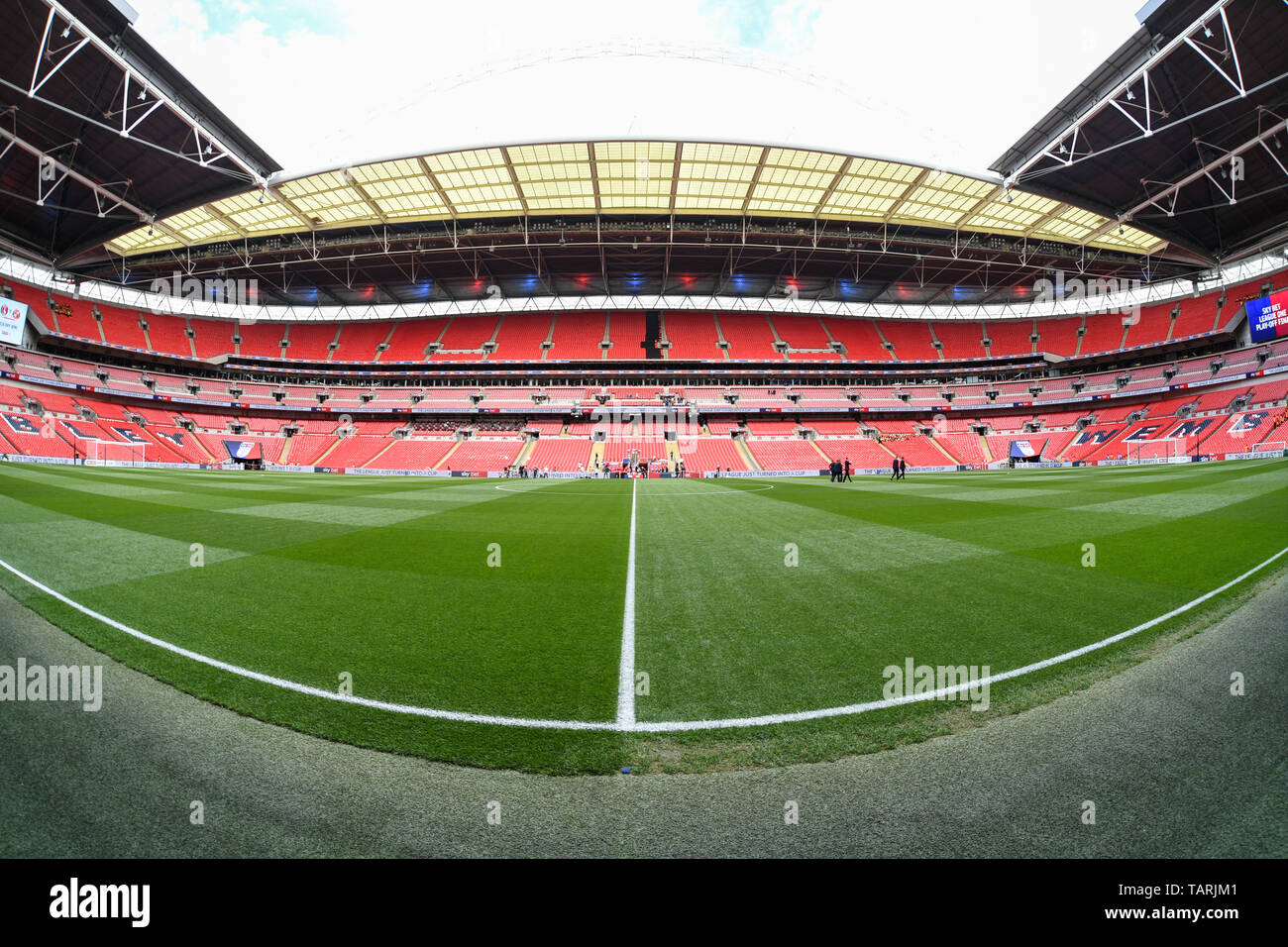 26 Maggio 2019 , lo stadio di Wembley a Londra, Inghilterra ; Sky scommessa League 1 finale di spareggio , Charlton Athletic vs Sunderland; Wembley prima KO Credito: Phil Westlake/News immagini English Football League immagini sono soggette a licenza DataCo Foto Stock