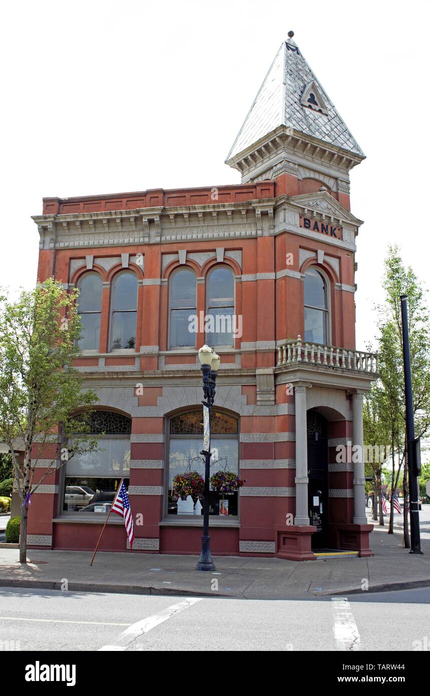 Vecchio e storico edificio della banca in materia di indipendenza, Oregon. Foto Stock