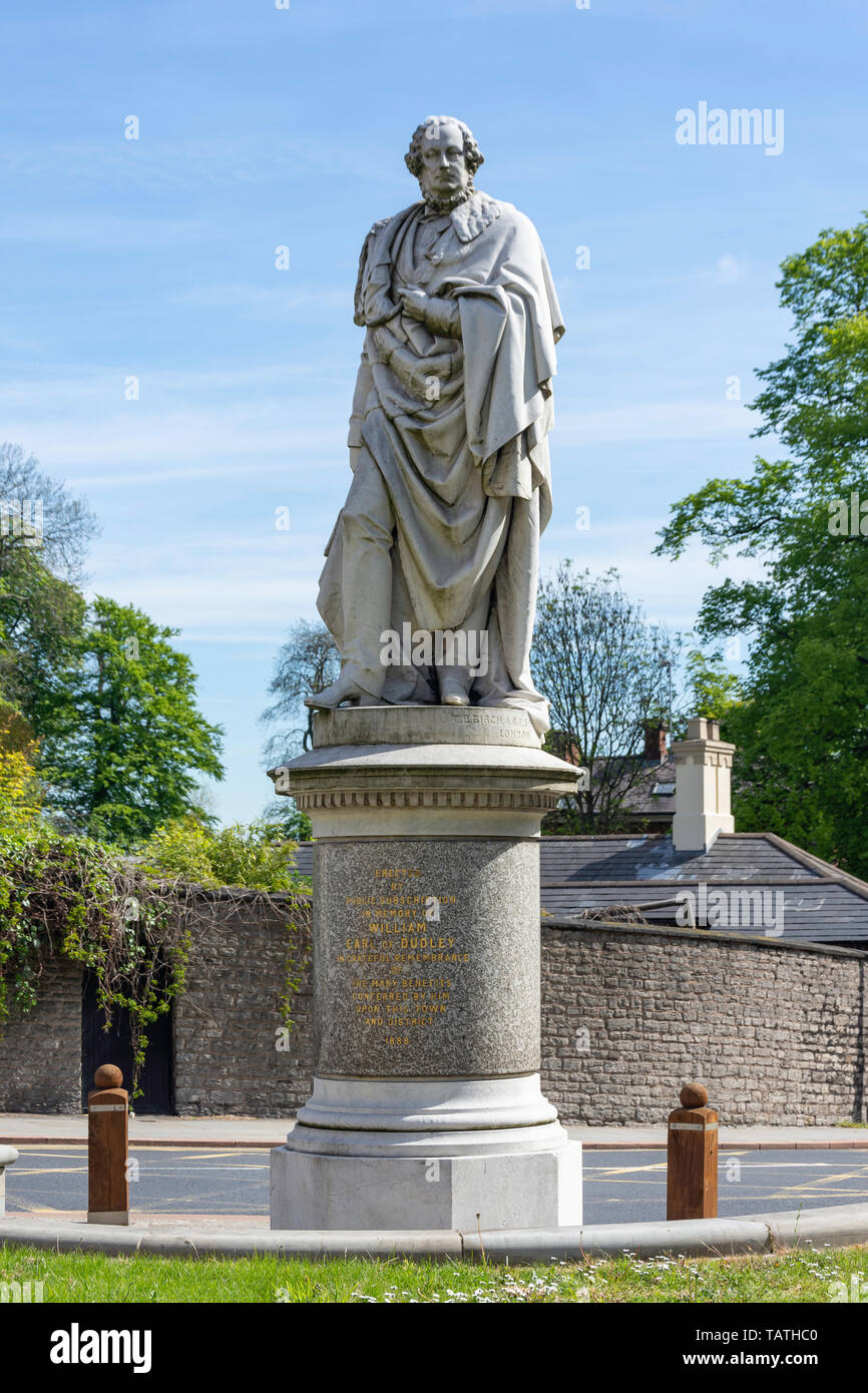 Statua di William Ward (1° Conte di Dudley), il Broadway, Dudley, West Midlands, England, Regno Unito Foto Stock