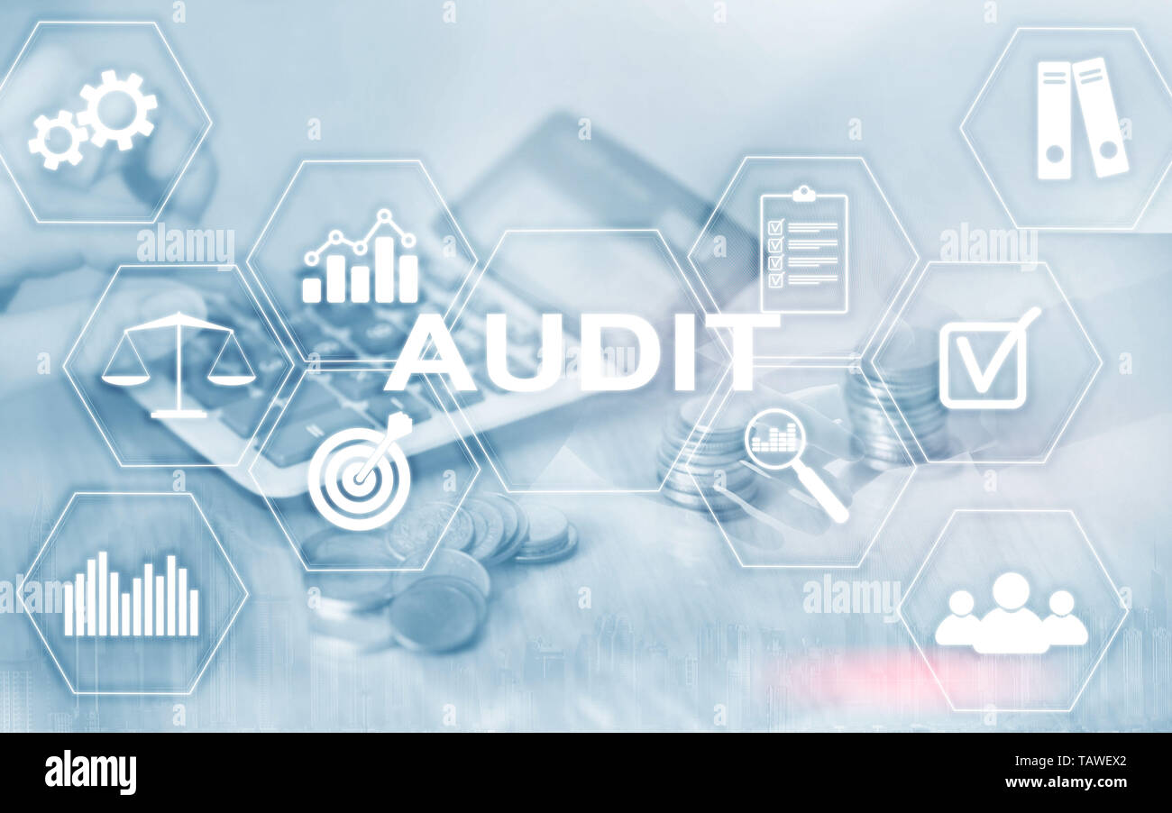 Audit delle finanze concetto bancario. Doppia esposizione finanziaria delle monete e le imprese di sfondo. Foto Stock