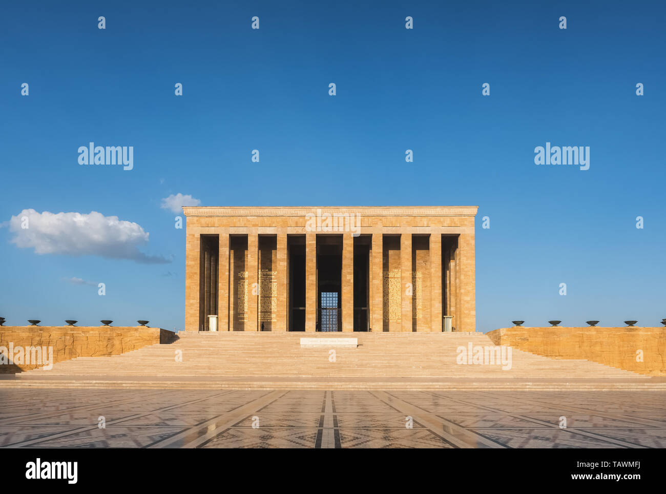 Famosa mausoleo di Ataturk Anitkabir, monumentale tomba di Mustafa Kemal Ataturk, primo presidente della Turchia ad Ankara. Foto Stock