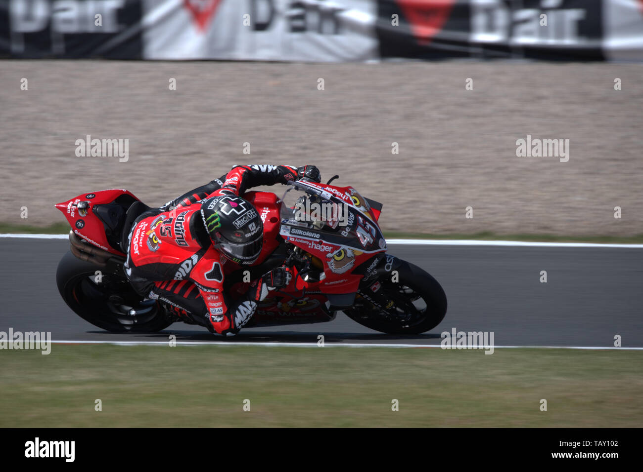 Scott Redding sul suo modo di winninghis prima British Superbike a Donington Park 2019 Foto Stock