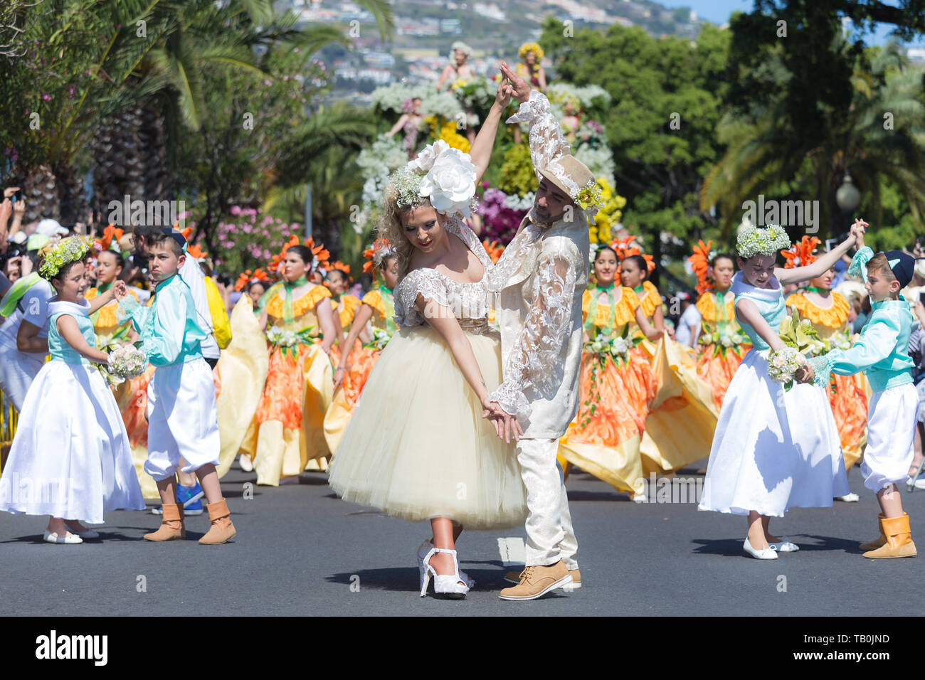 Sfilata di il Festival dei Fiori di Madeira o 'Festa da flor' nella città di Funchal, Madeira, Portogallo, Maggio 2019 Foto Stock