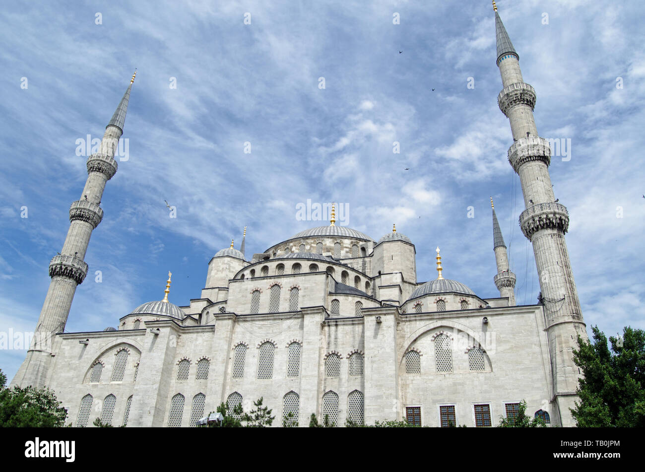 Vista esterna del famoso punto di riferimento la Moschea Blu, Sultan Ahmet Camii, ad Istanbul in Turchia. Foto Stock