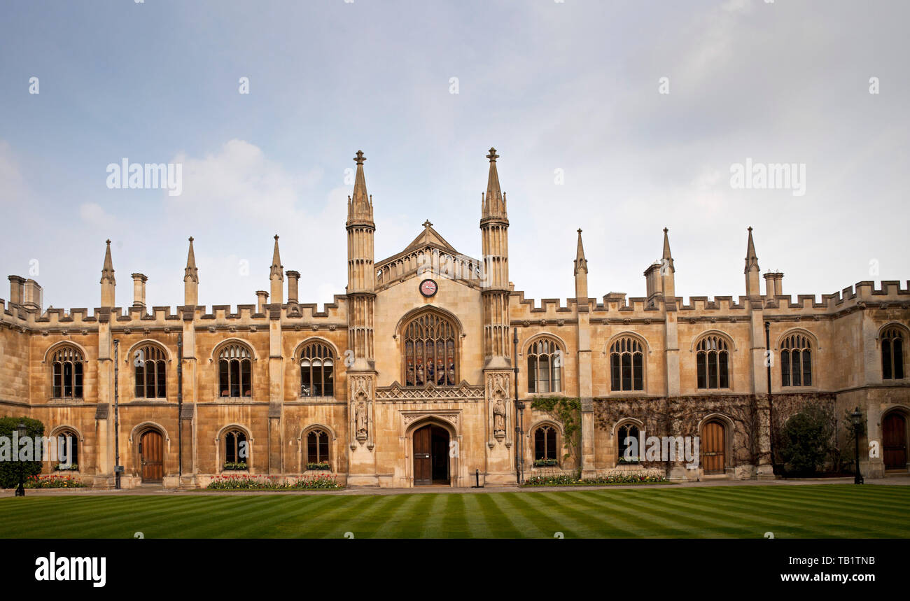 Il cortile al King's College di Cambridge University edifici, England, Regno Unito, Europa Foto Stock