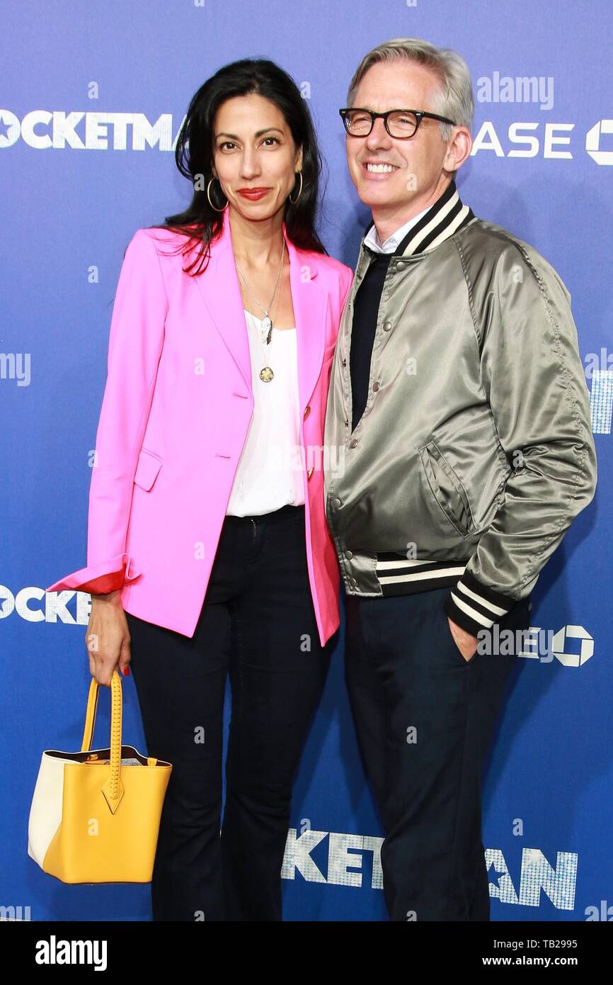 New York, NY, STATI UNITI D'AMERICA. 29 Maggio, 2019. Huma Abedin (L) all'arrivo ROCKETMAN Premiere, Alice Tully Hall presso il Lincoln Center di New York, NY Maggio 29, 2019. Credito: Jason Mendez/Everett raccolta/Alamy Live News Foto Stock