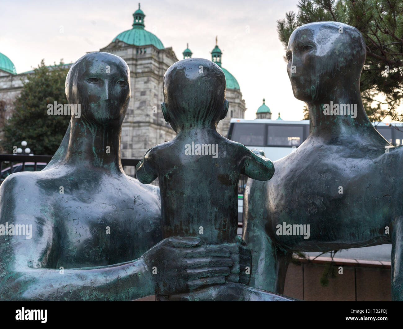 Close-up della statua di una famiglia, Royal British Columbia Museum, Victoria, British Columbia, Canada Foto Stock