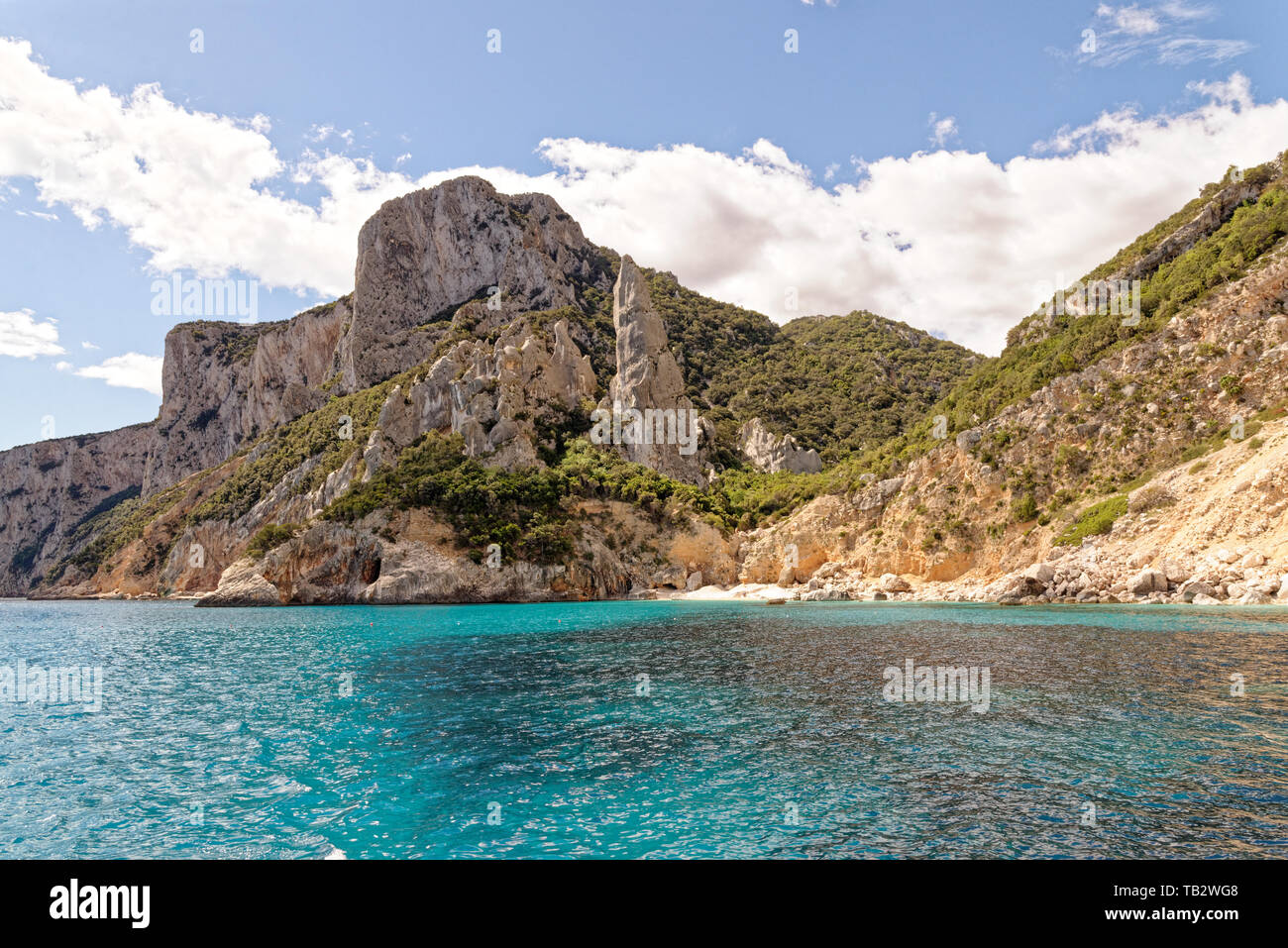 Cala Goloritze famosa spiaggia. Italia Sardegna provincia di Nuoro Parco Nazionale del Golfo di Orosei e Gennargentu Cala Goloritze elencati come patrimonio mondiale. Foto Stock