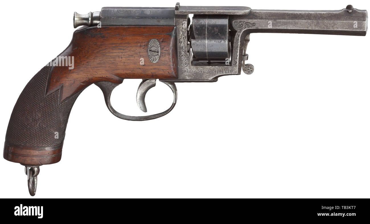 Un ago Dreyse-fire revolver, modello piccolo, Cal.,35 (Pruss."), n. 11037. Ottagonale leggermente inondato con canna rigata leggermente e matt alesaggio. Nome del costruttore sul ponte del telaio. Telaio con viticcio, incisione sul lato destro specifica del calibro e la quantità di polvere. Ricevitore con intarsi in argento. Le superfici di metallo con resti di viraggio al blu, patinato e un po' sfregato. Molla di armamento di ago usurati, ago rotto. Impugnatura in legno di noce con belle checkring, loop del cinturino. Lunghezza 27,5 cm. Pistola civile, civile pistole, palmare, Gun, pistole, armi, braccio, Additional-Rights-Clearance-Info-Not-Available Foto Stock