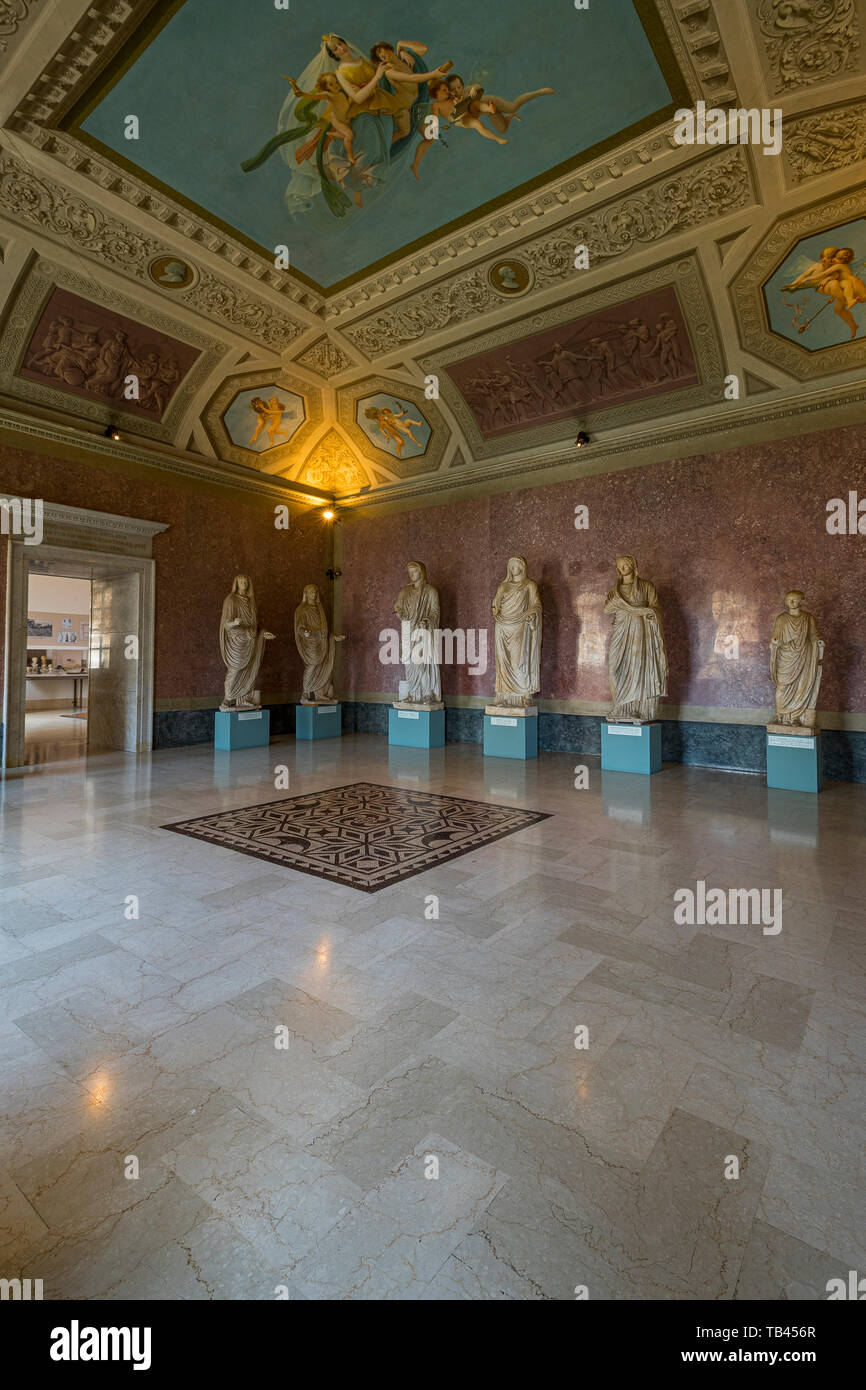 Italia Emilia Romagna Parma Polo Museale della Pilotta -Museo Archeologico - le statue della famiglia giulio-claudia dal forum di Veleia Foto Stock