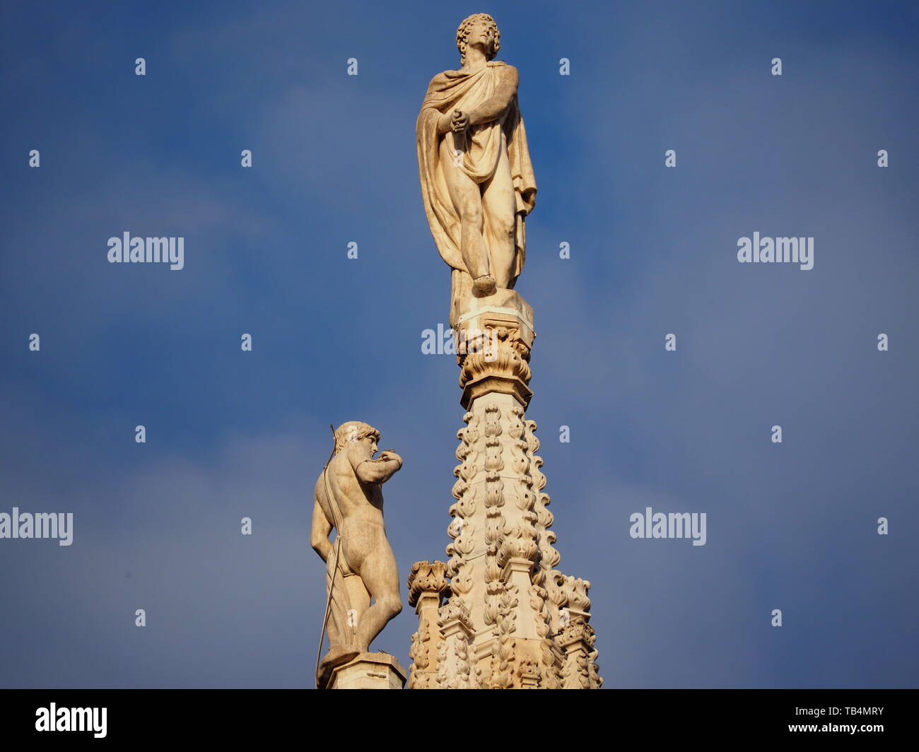 Statua nel duomo di Milano. Foto Stock
