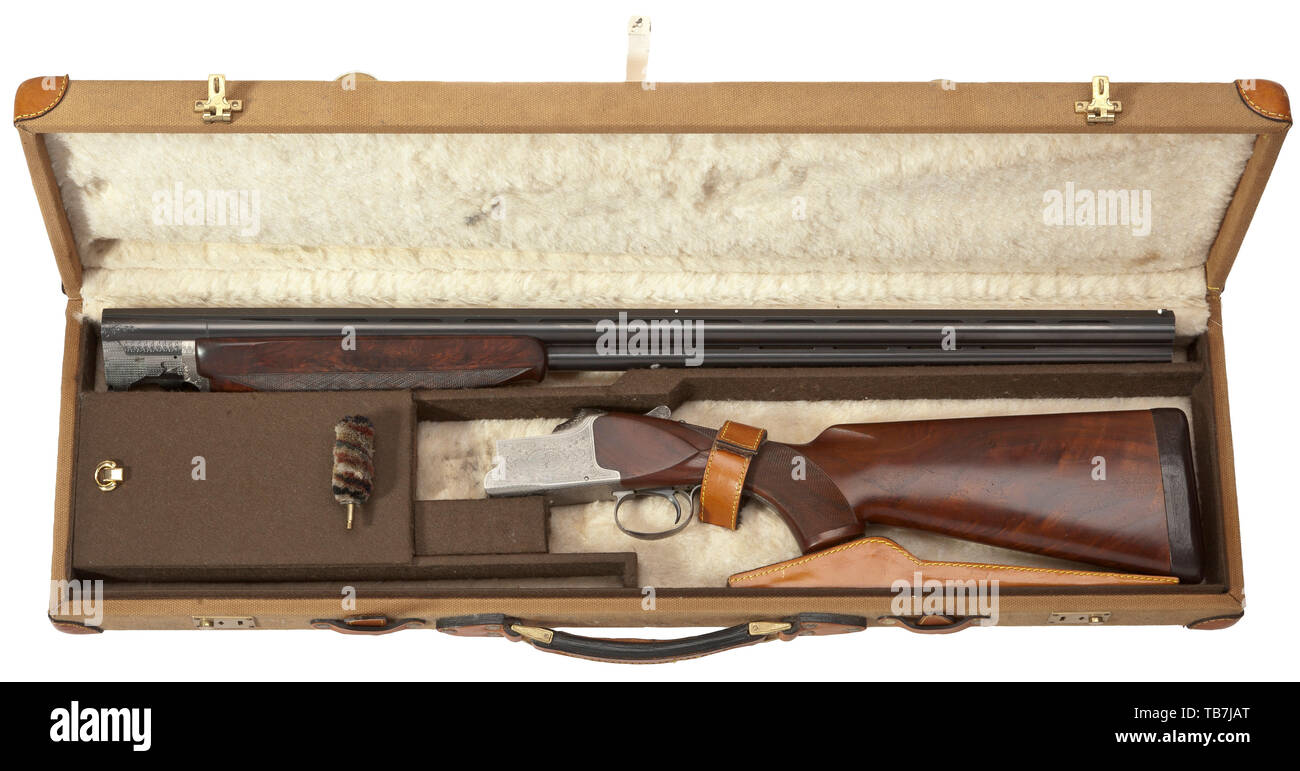 Bracci lunghi, moderne armi da caccia, sopra e sotto la doppietta Winchester, Grand europeo, nel caso, calibro 12/70, numero K 405099, Additional-Rights-Clearance-Info-Not-Available Foto Stock
