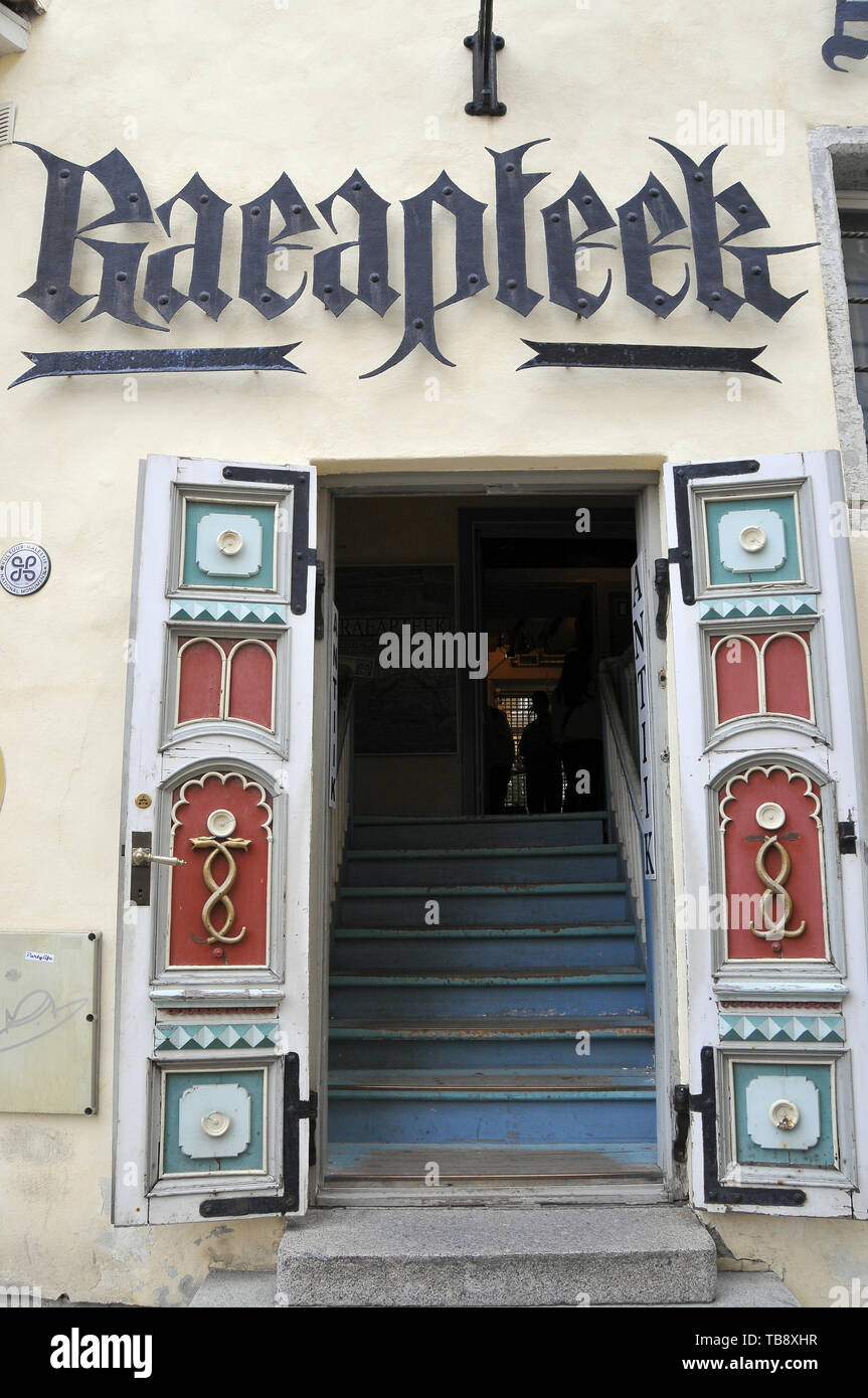 Antica farmacia, Tallinn, Estonia Foto Stock