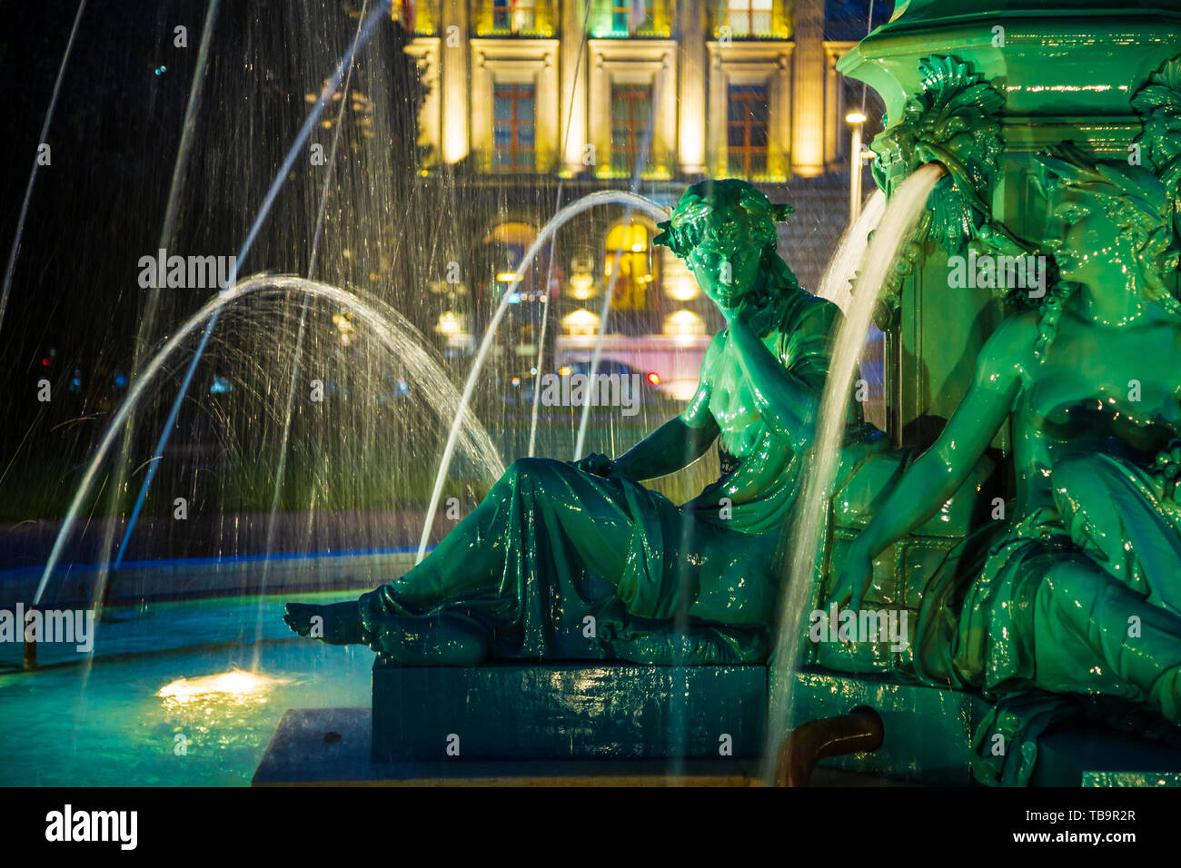 Parco ornamentali fontana di notte nella Città di Ginevra Foto Stock