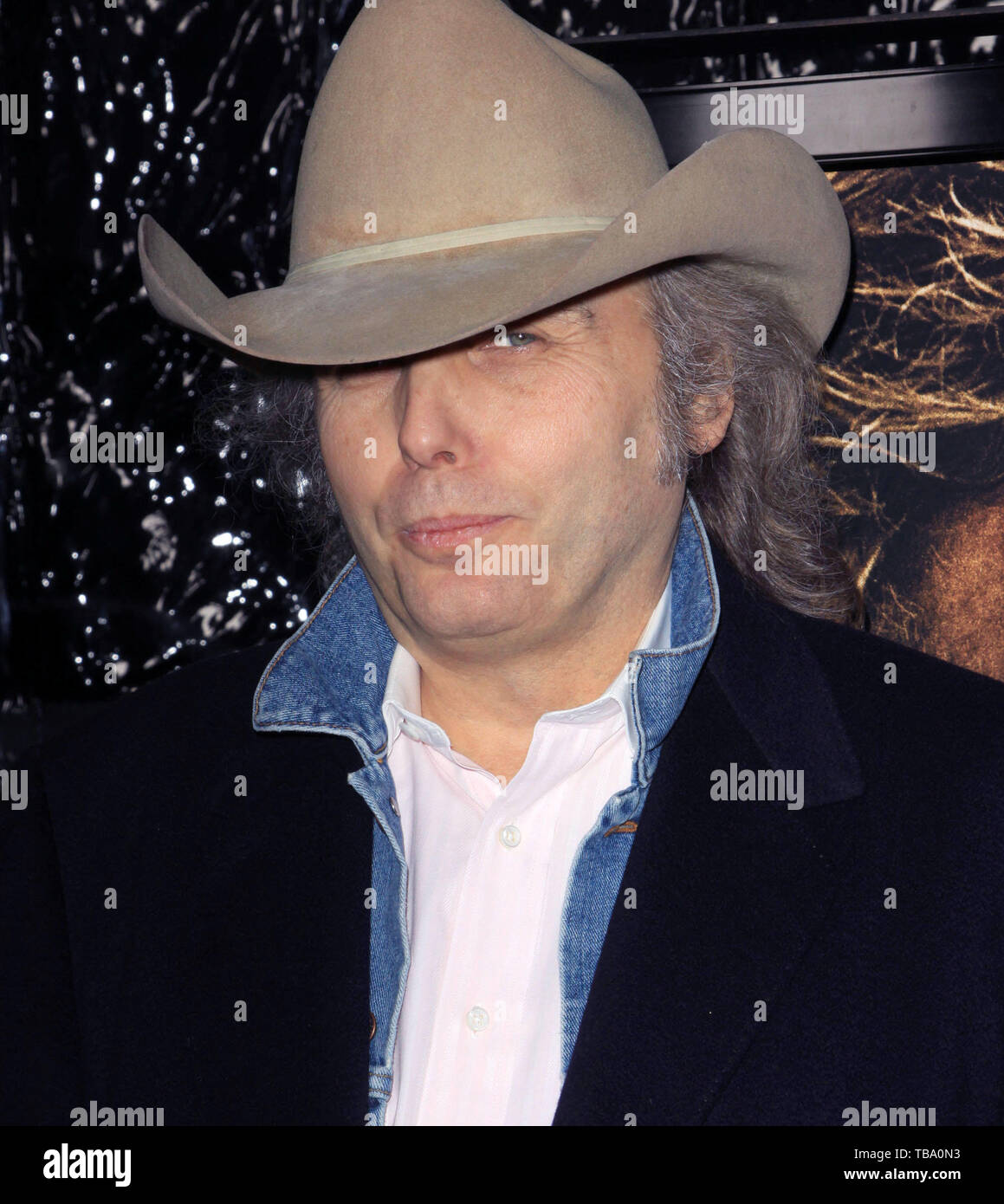 Dwight Yoakam 12-8-2009 Foto di Russell Einhorn/PHOTOlink.net Foto Stock