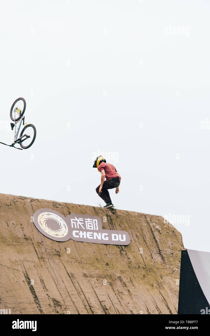 Difficile mountain bike moto estreme Foto Stock