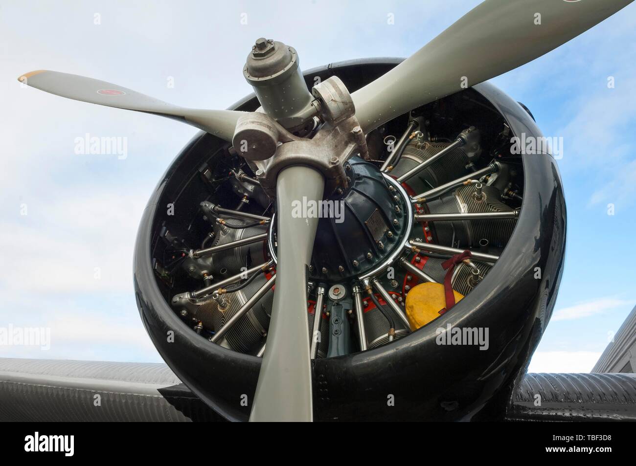 Junkers Ju52/3m Berlino-tempelhof, Anno di costruzione 1936, costruita a Dessau, vista in dettaglio motore radiale, identificazione D-AQUI, oggi Foto Stock